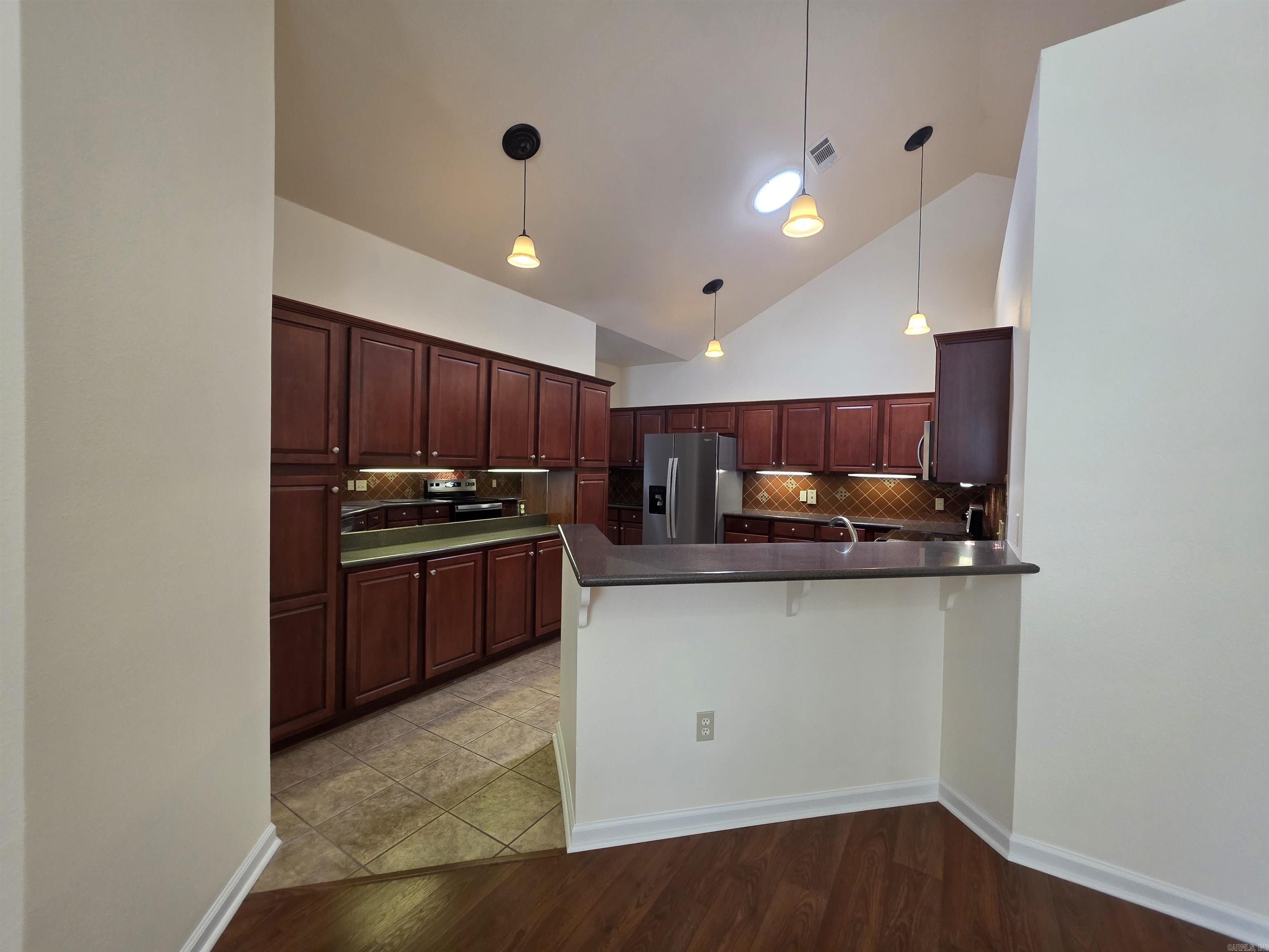 MOUNTAIN TERRACE ESTATES TOWNHOM - Residential