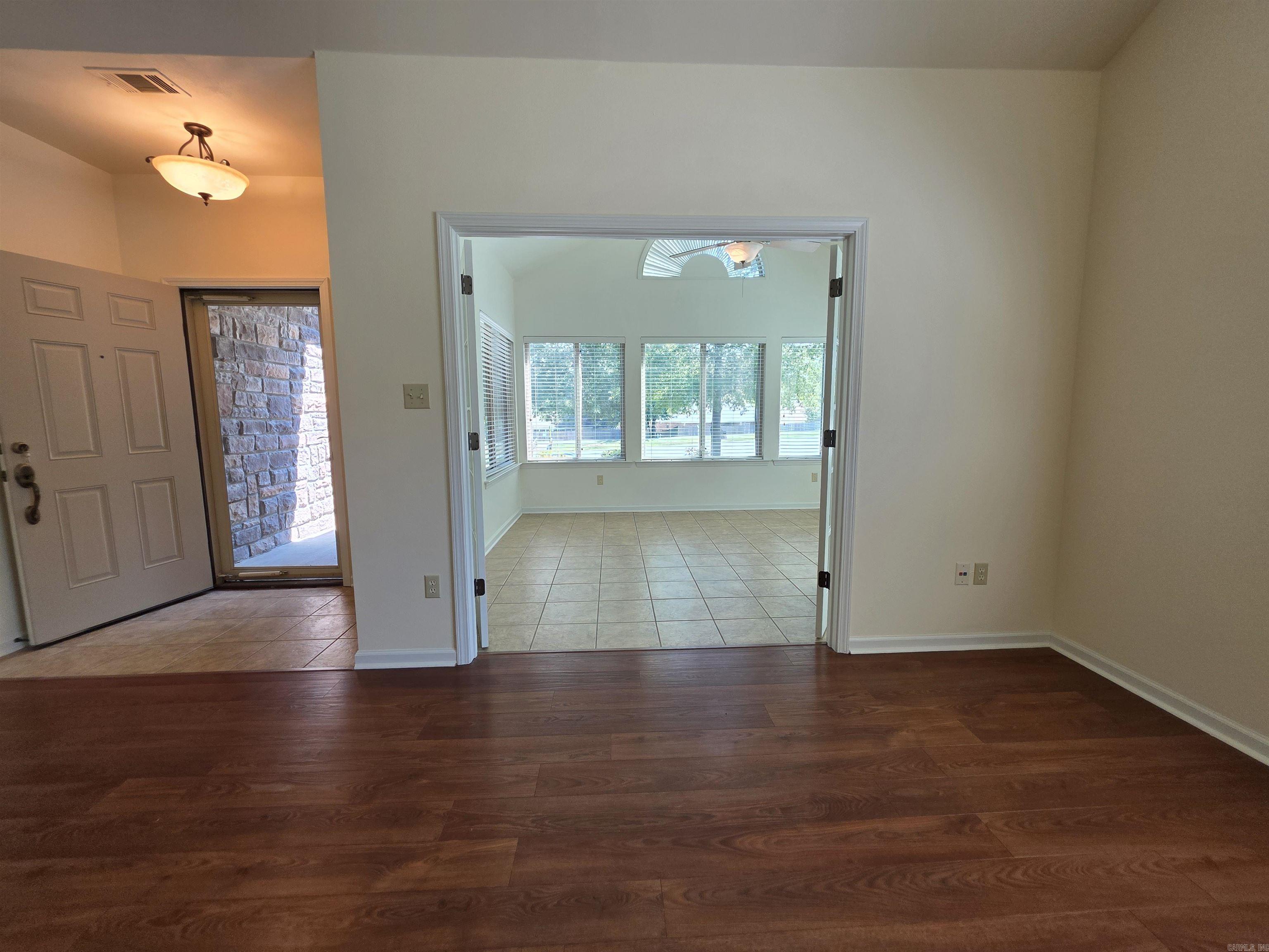 MOUNTAIN TERRACE ESTATES TOWNHOM - Residential