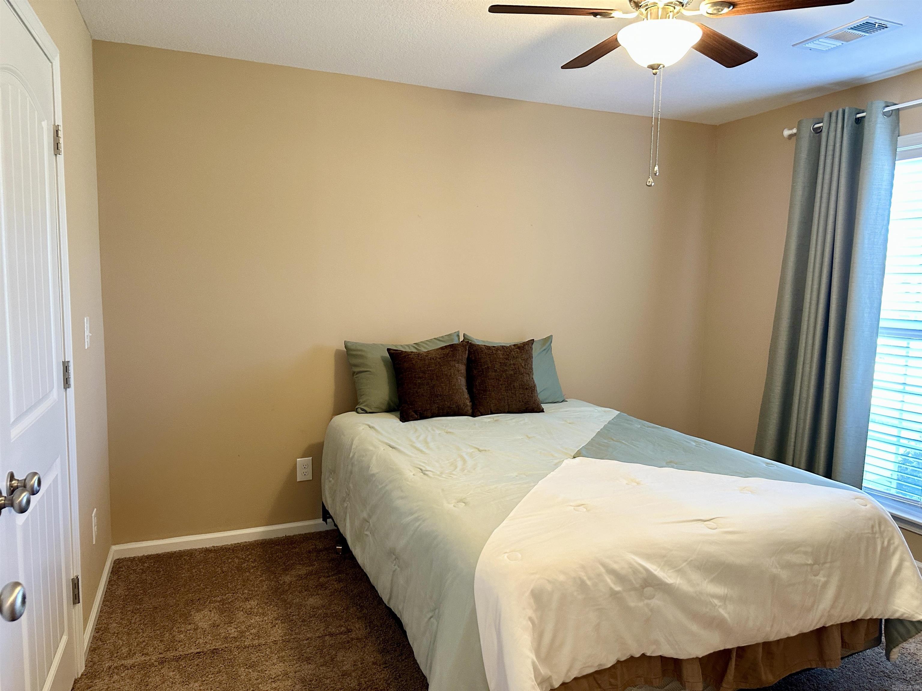 WINDSOR LANDING - Residential