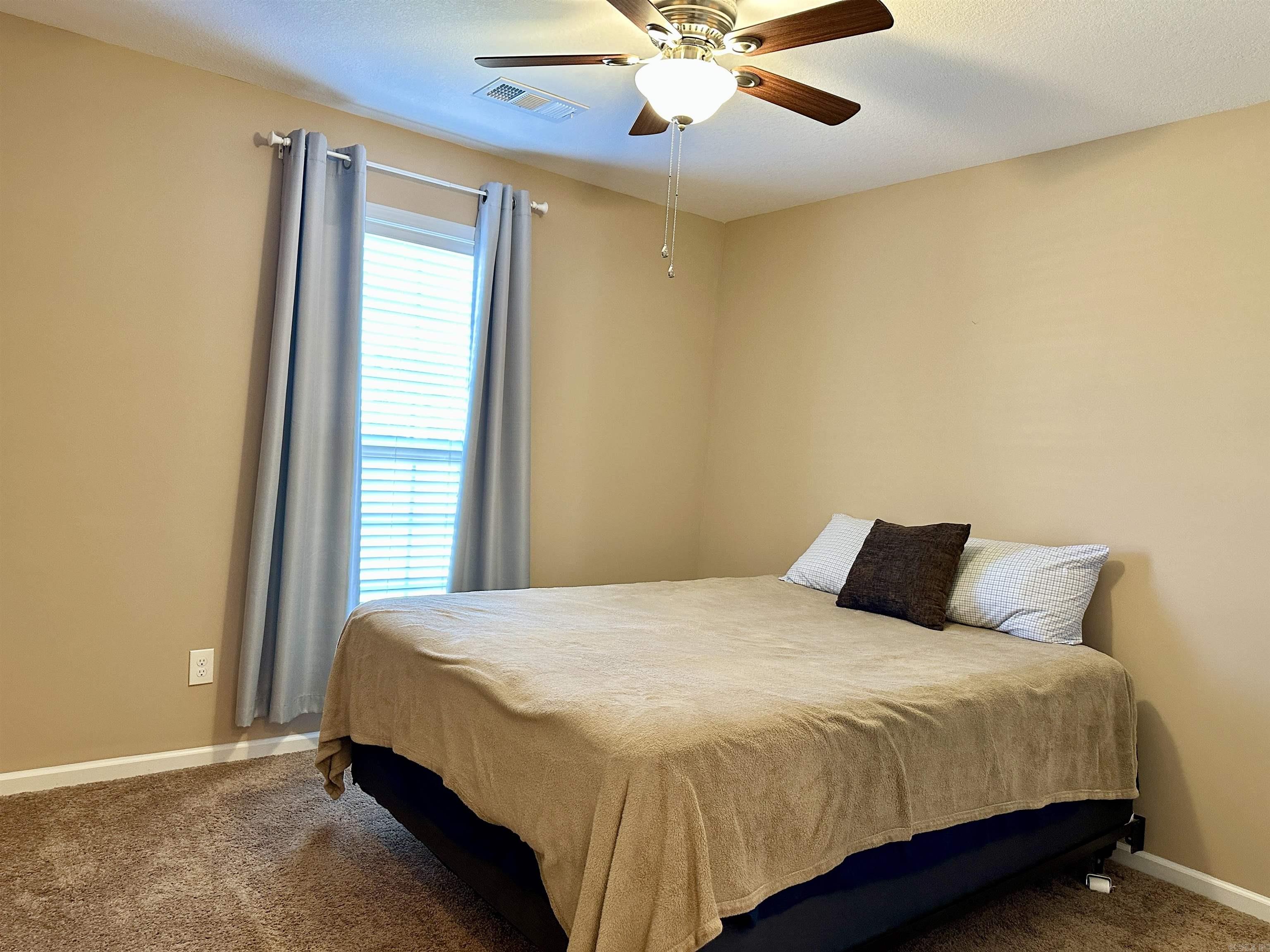 WINDSOR LANDING - Residential