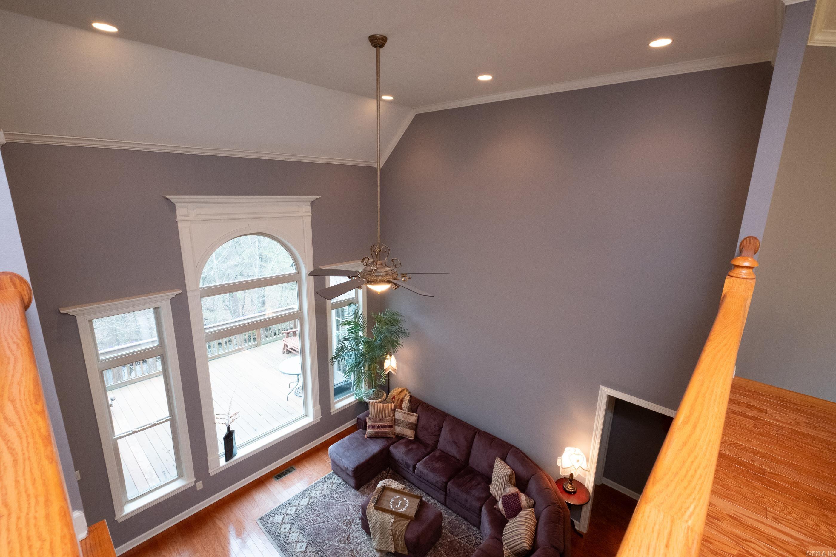 WOODLANDS EDGE - Residential