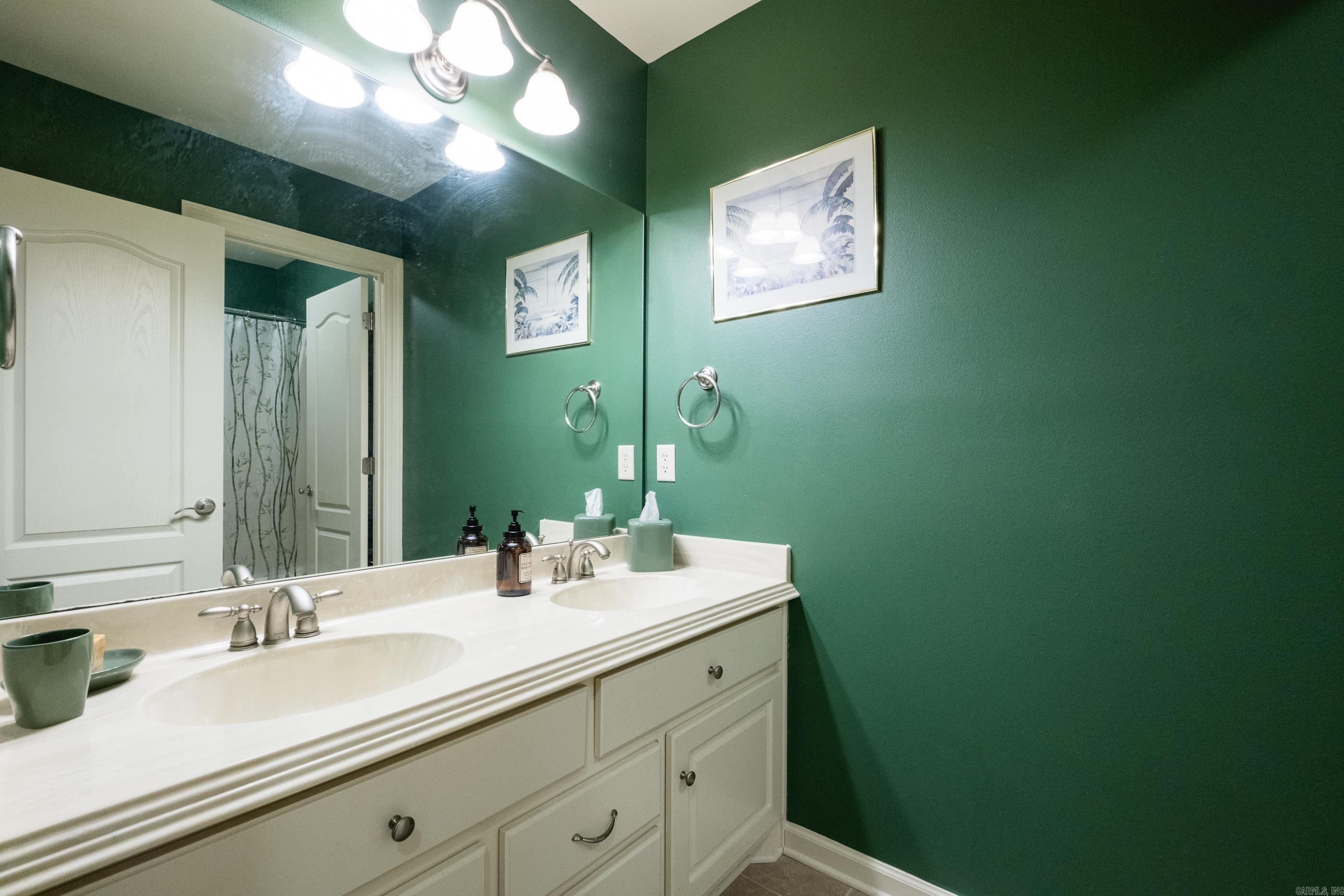 WOODLANDS EDGE - Residential