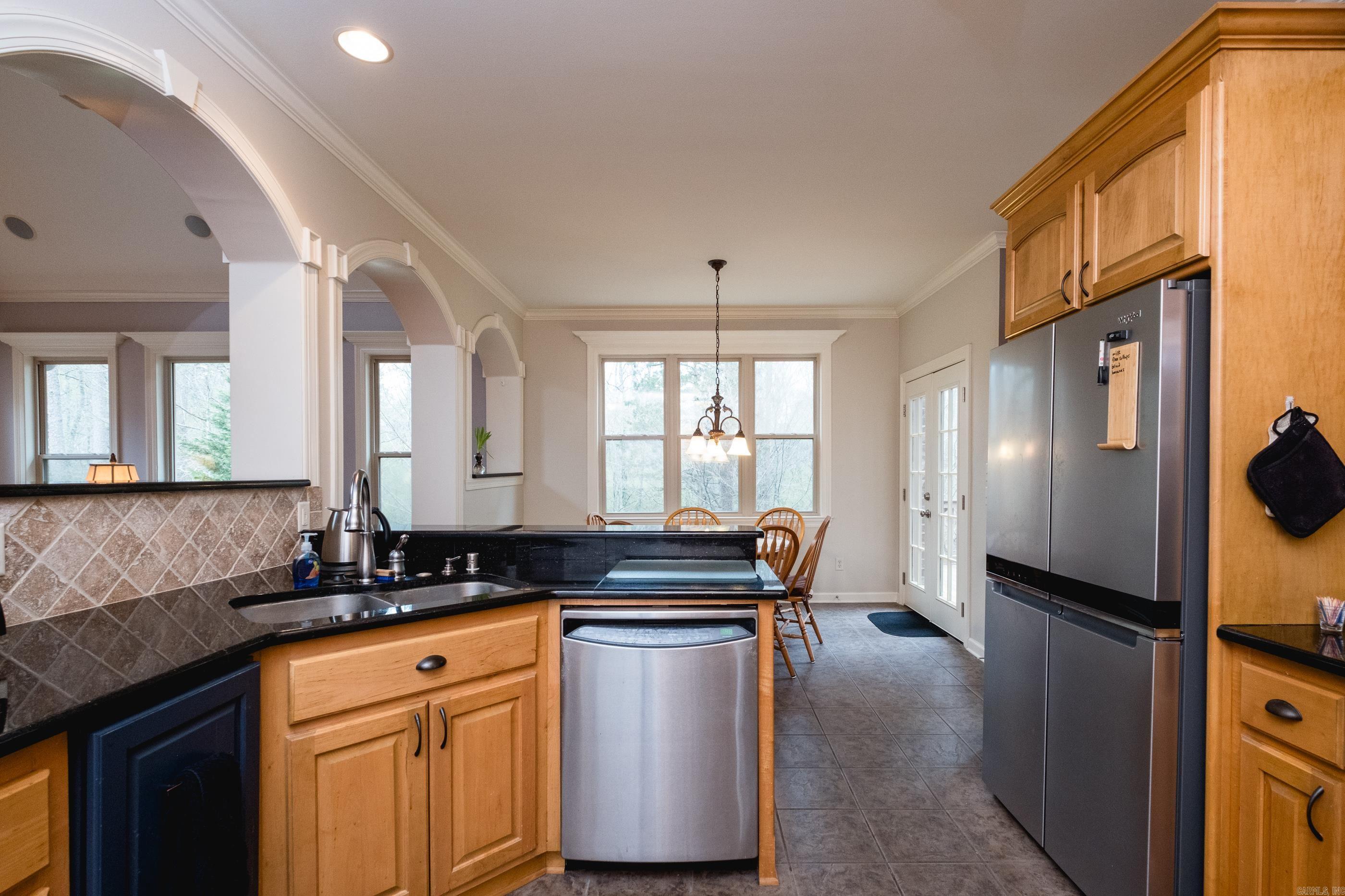 WOODLANDS EDGE - Residential