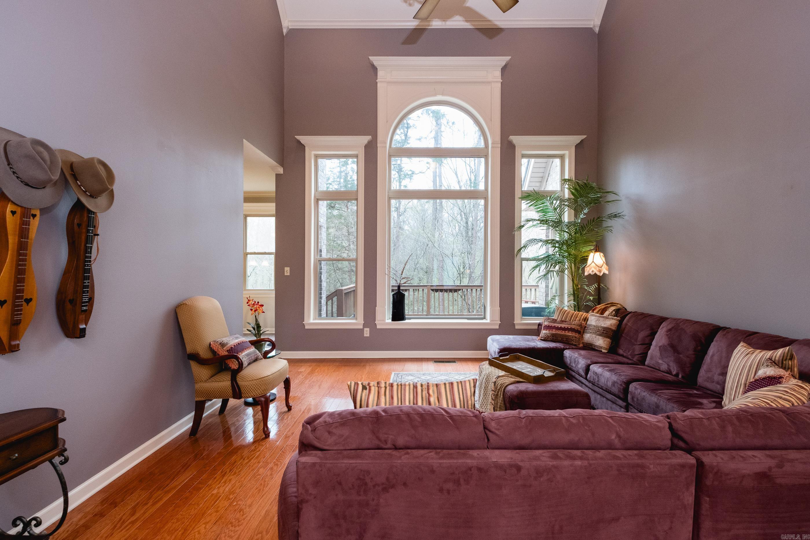 WOODLANDS EDGE - Residential