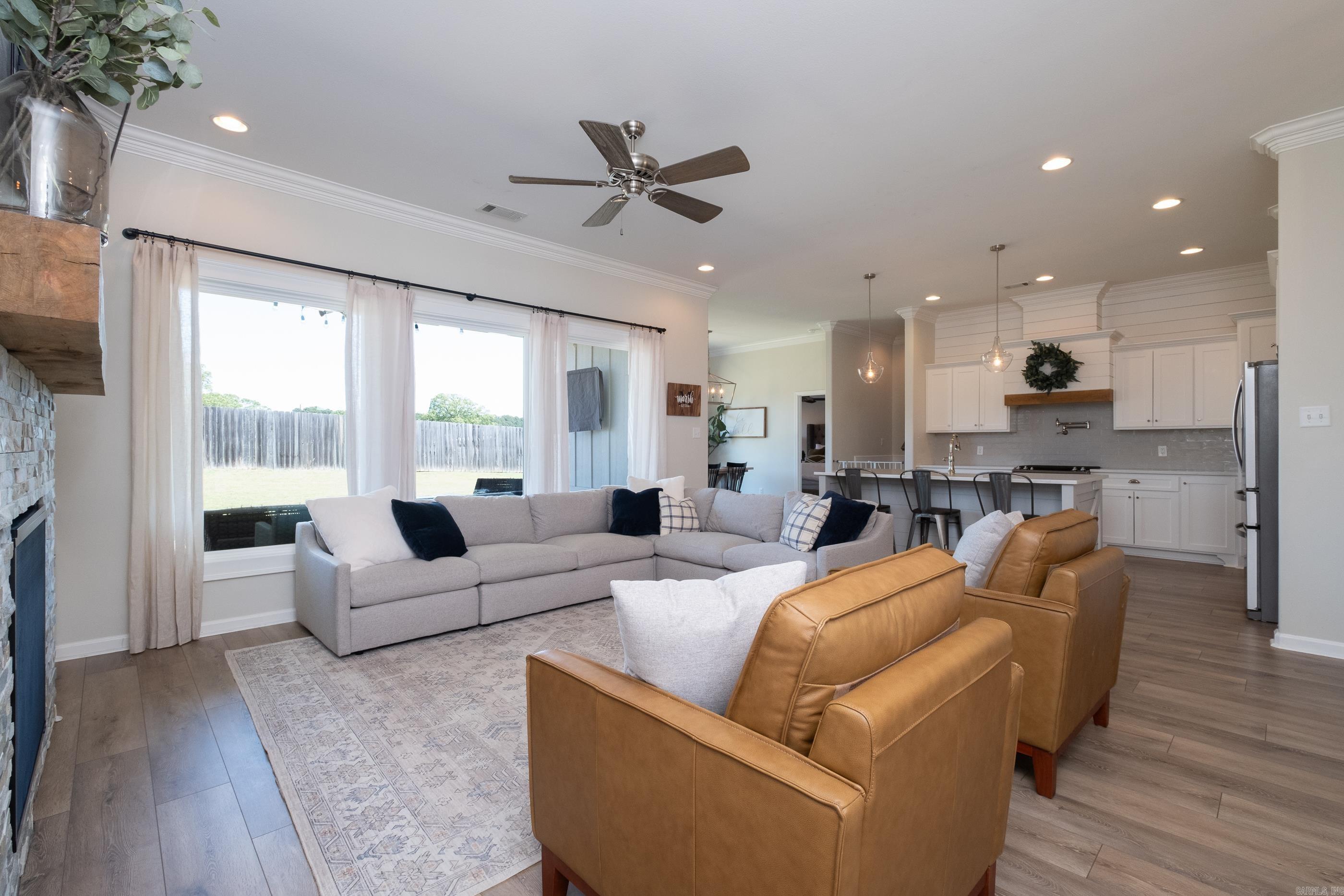 KENSINGTON PLACE - Residential