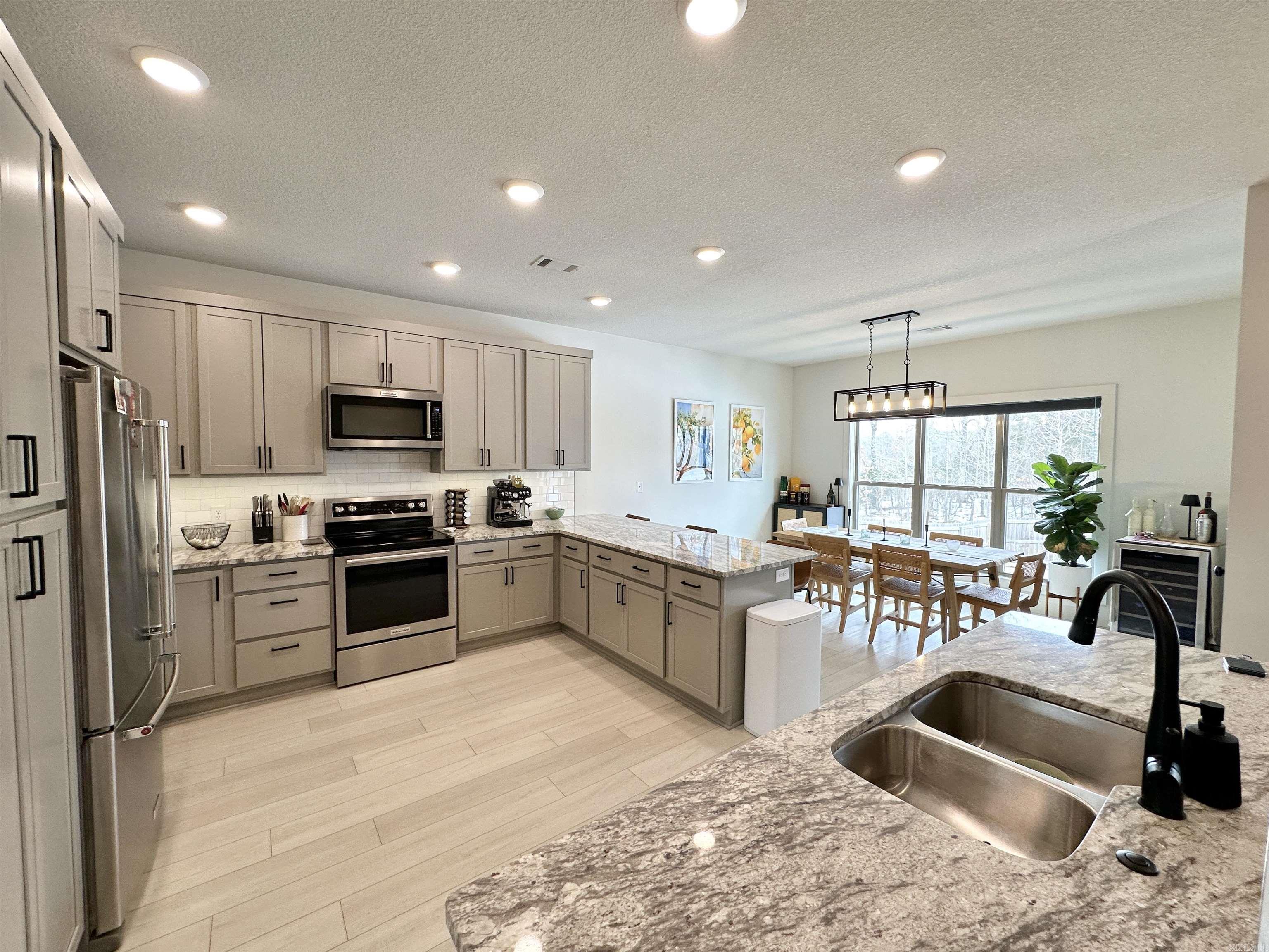 THE VILLAS AT SAGE - Residential