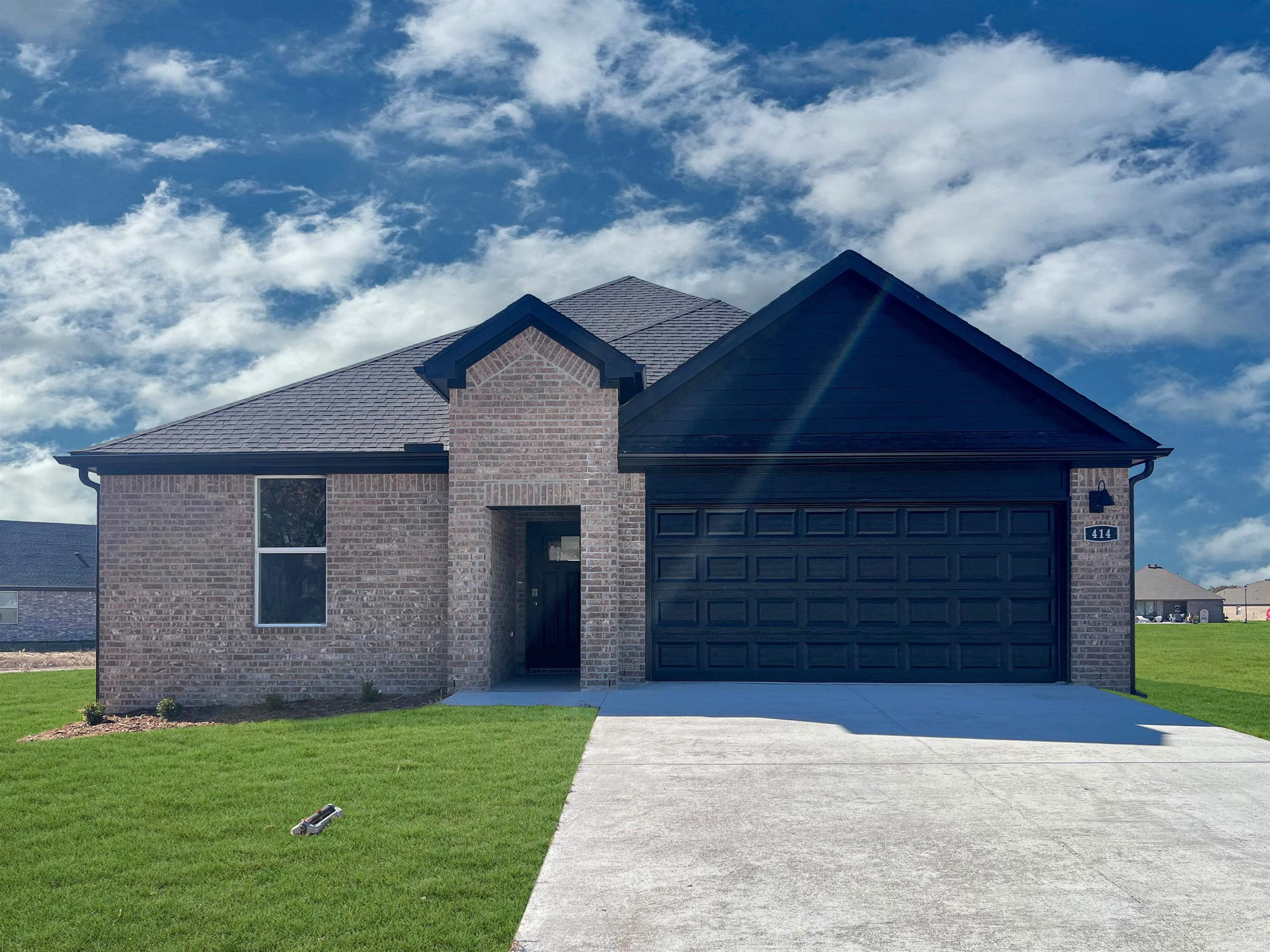 THE RESERVE AT COUNTRY CLUB PHAS - Residential