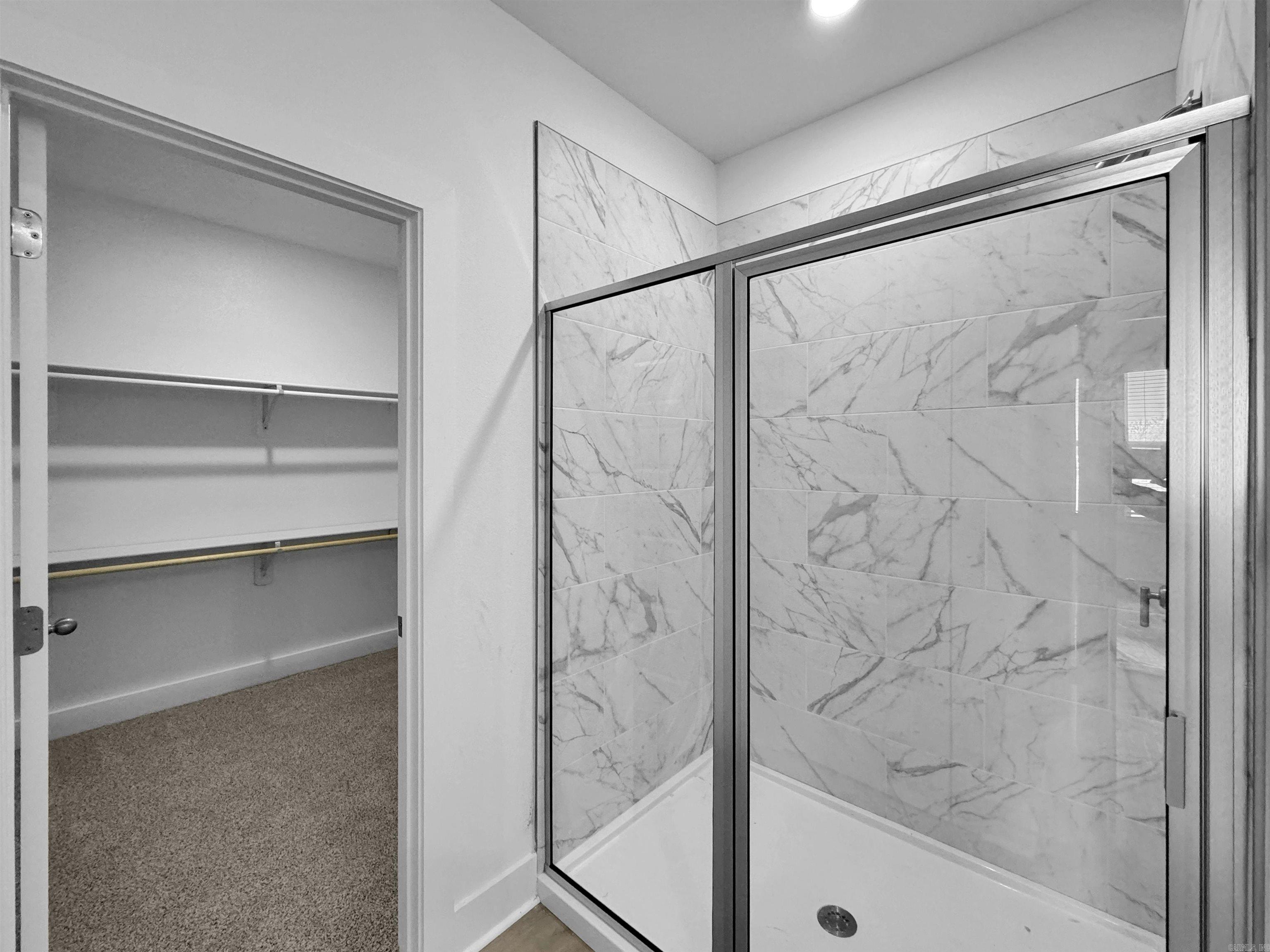 THE RESERVE AT COUNTRY CLUB PHAS - Residential