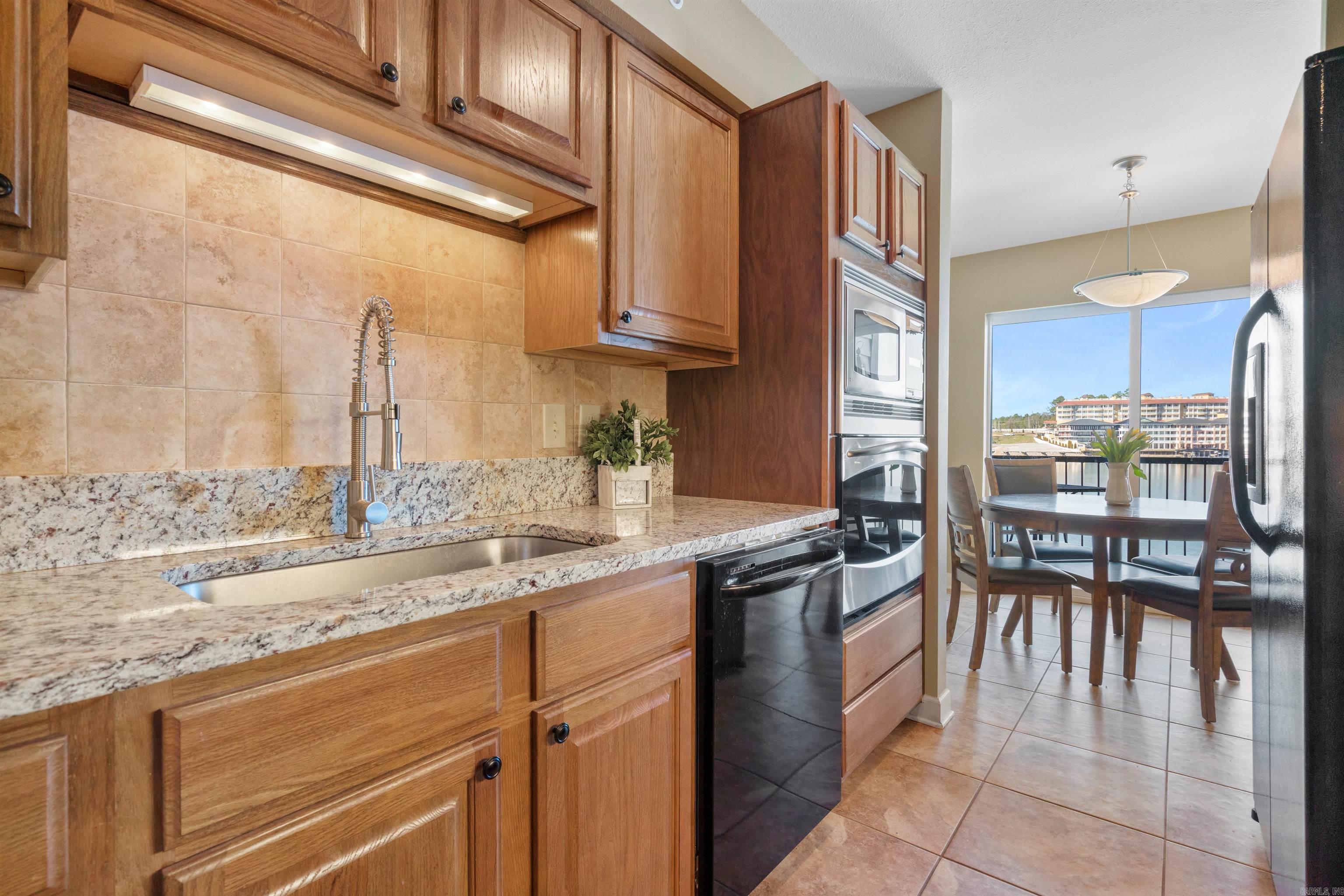 STONERIDGE HPR - Residential