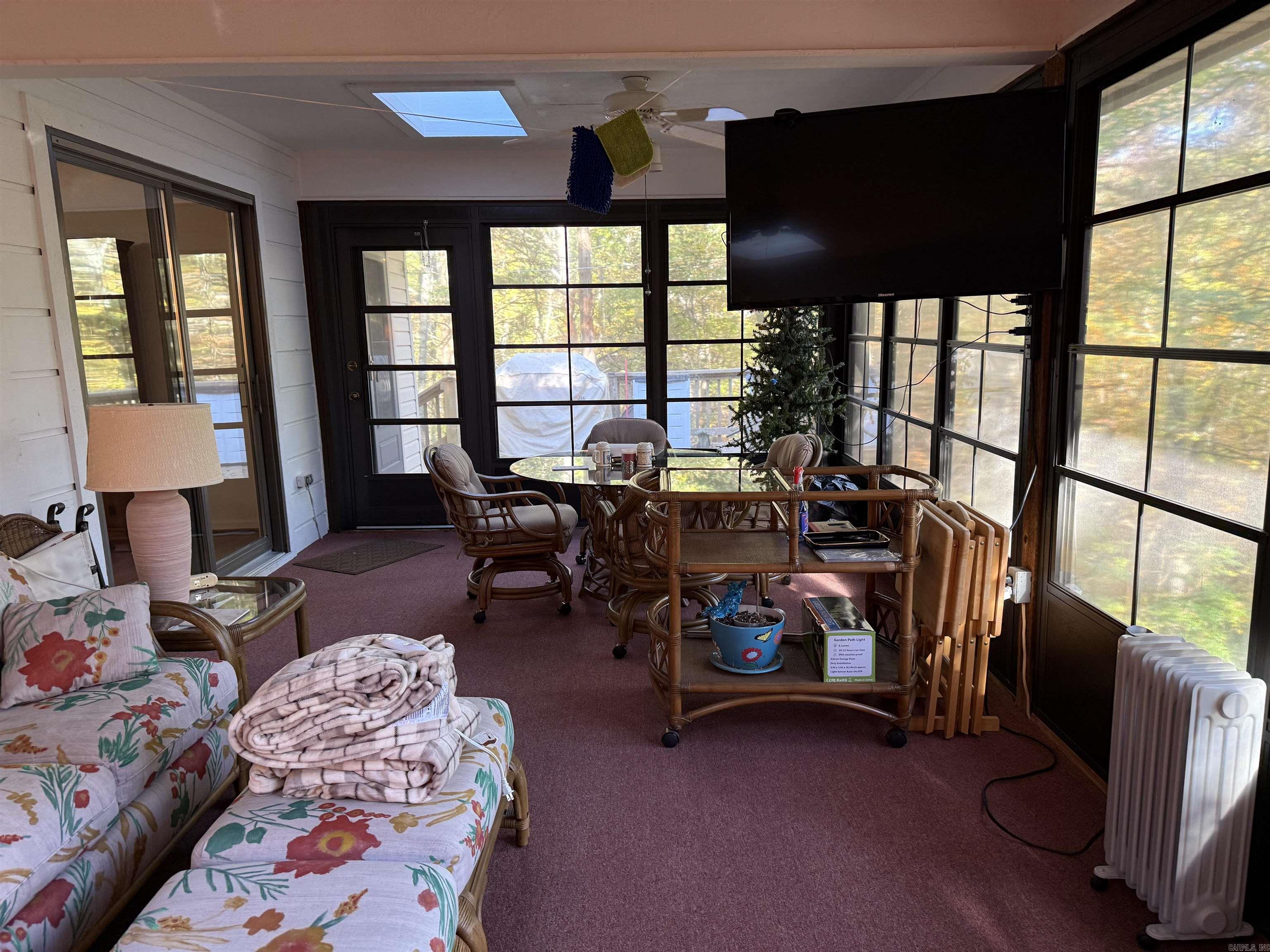 CASTLE RIDGE - Residential