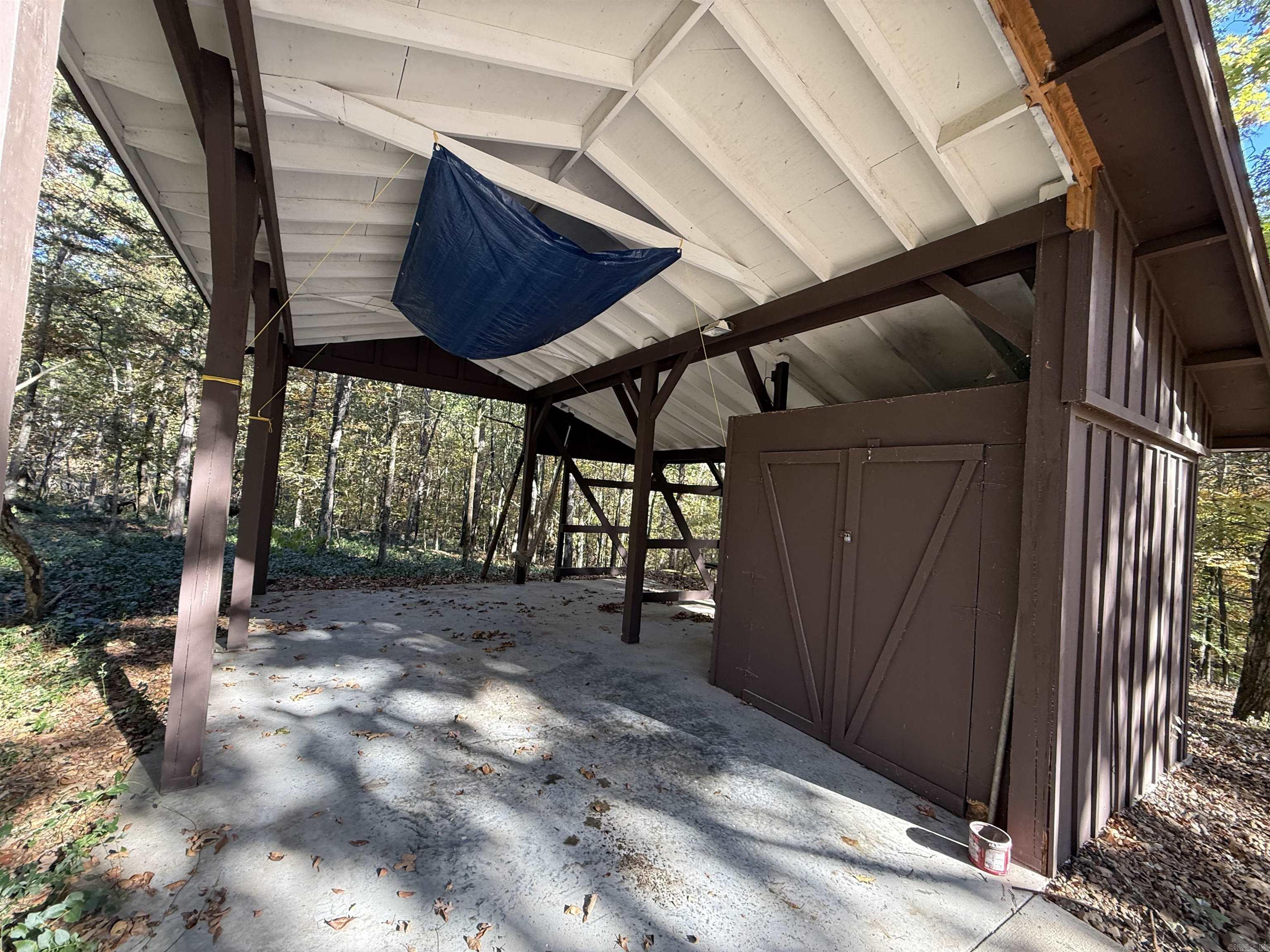 CASTLE RIDGE - Residential