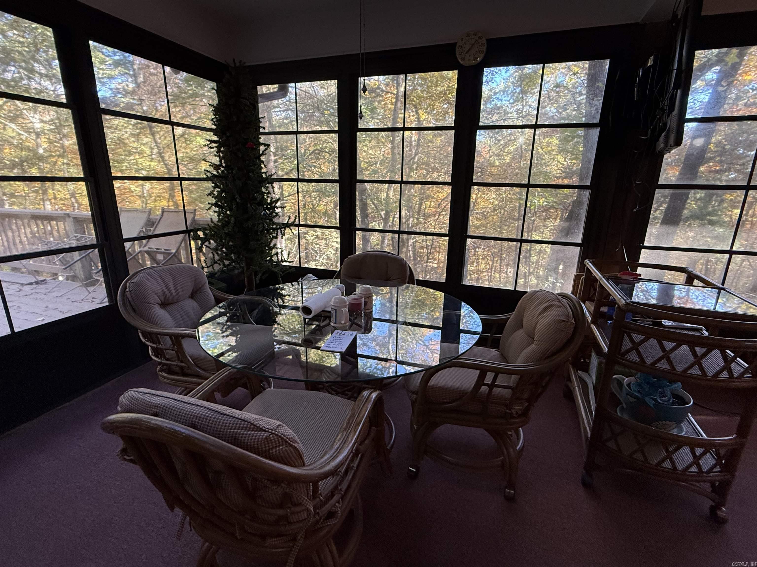 CASTLE RIDGE - Residential