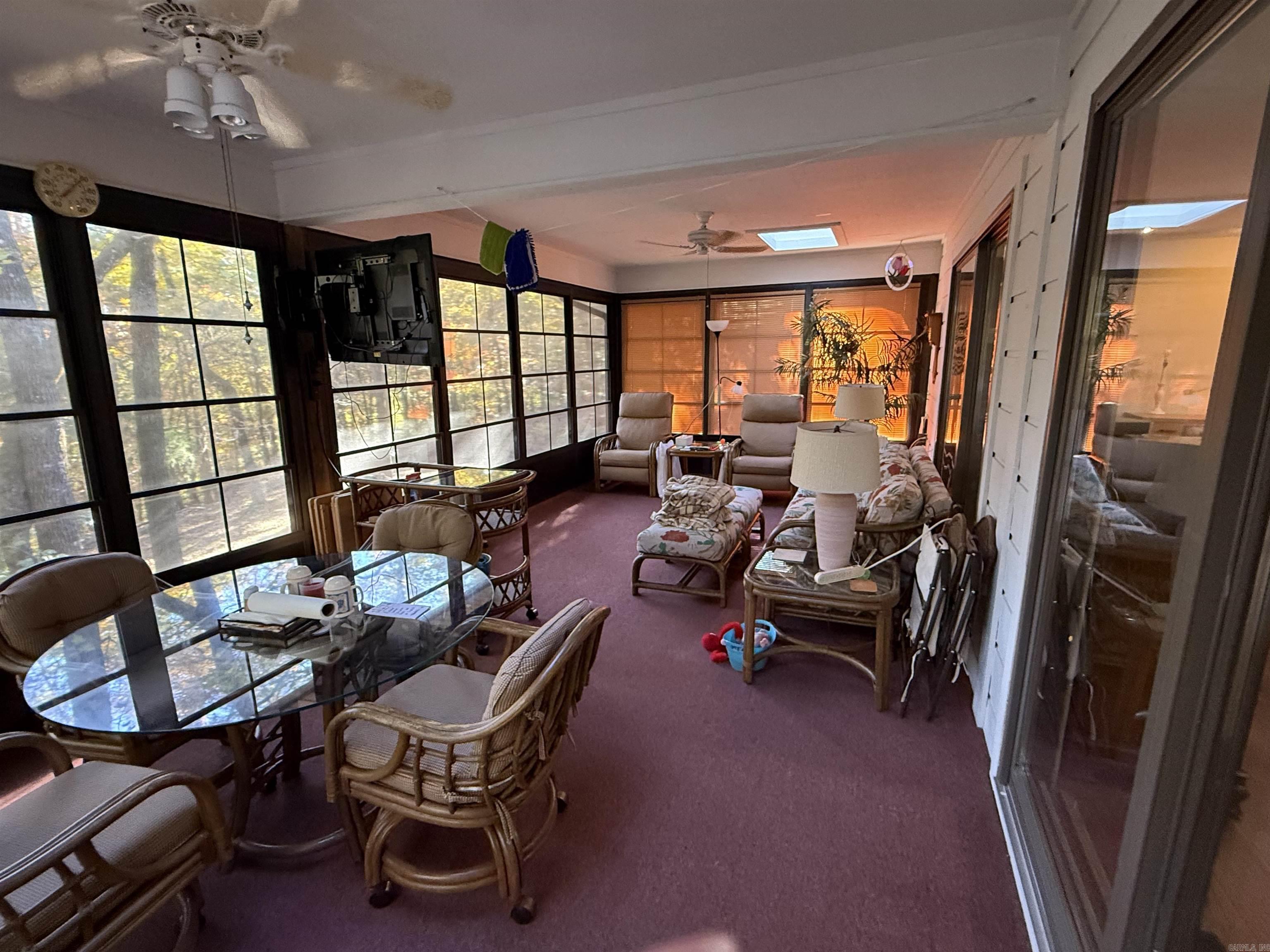 CASTLE RIDGE - Residential