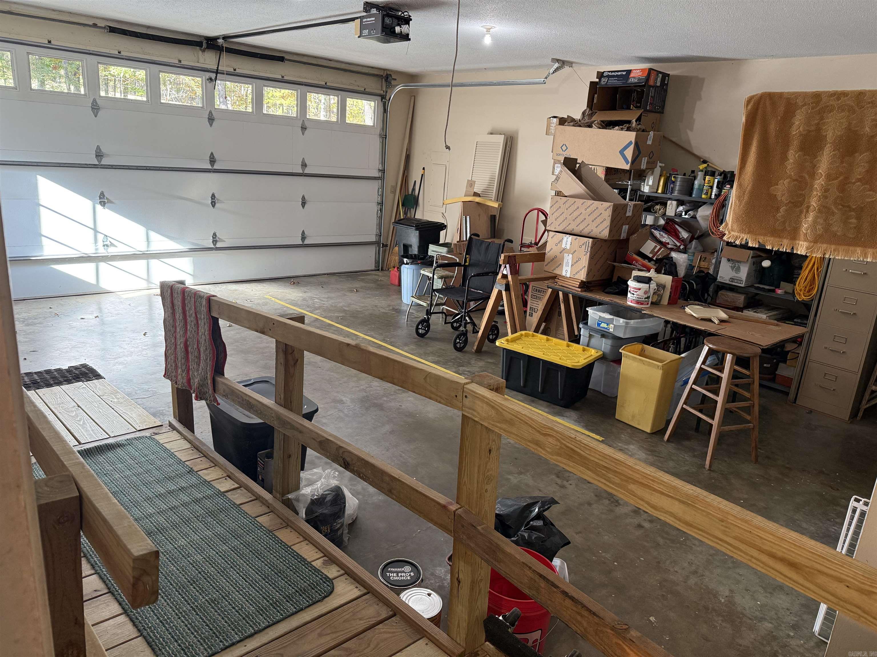 CASTLE RIDGE - Residential