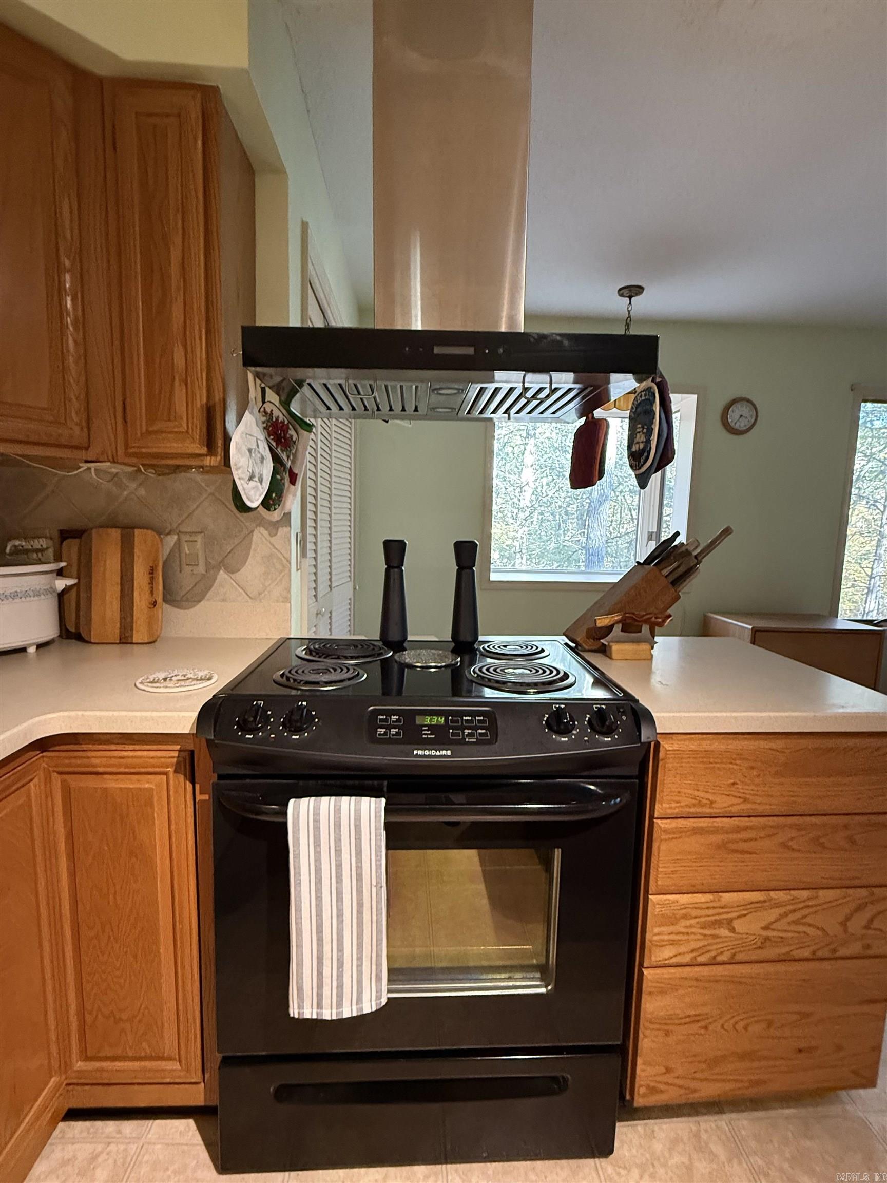 CASTLE RIDGE - Residential