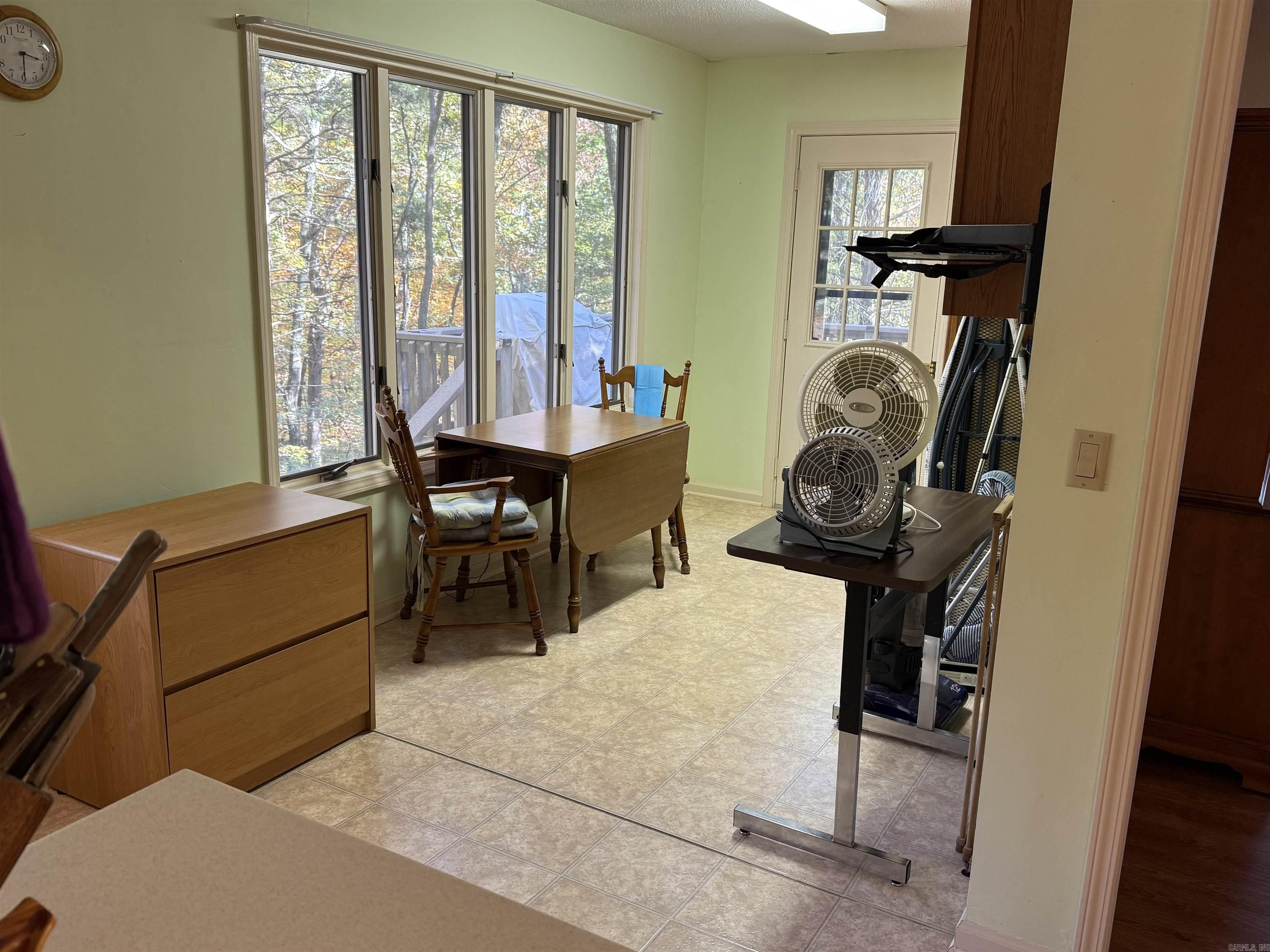 CASTLE RIDGE - Residential