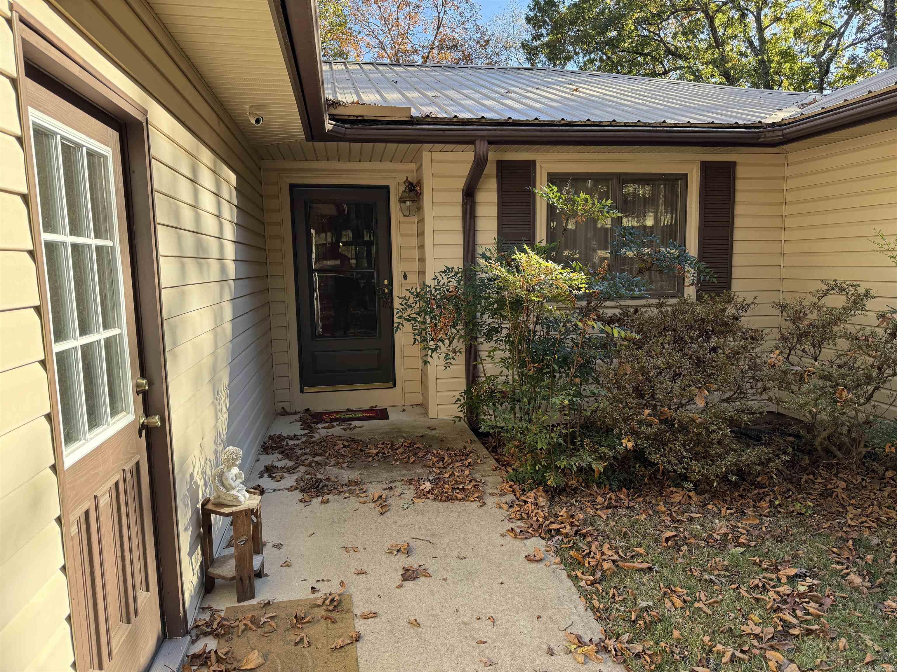 CASTLE RIDGE - Residential