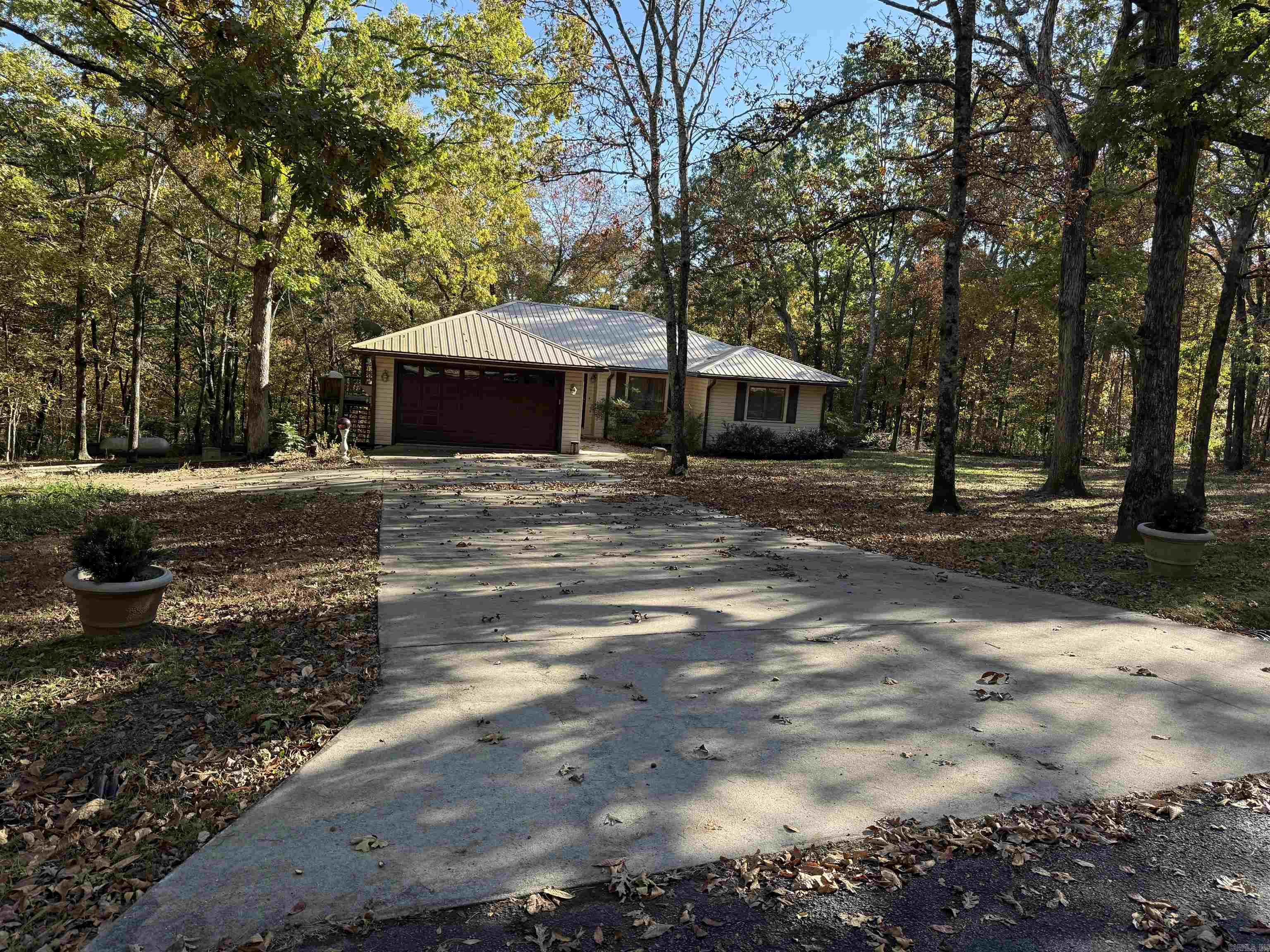 CASTLE RIDGE - Residential