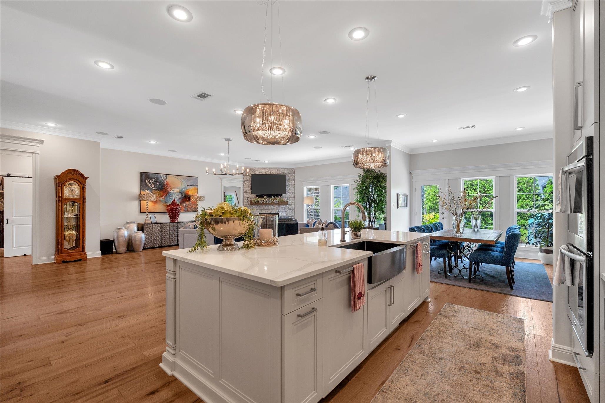 BARRINGTON PARK - Residential