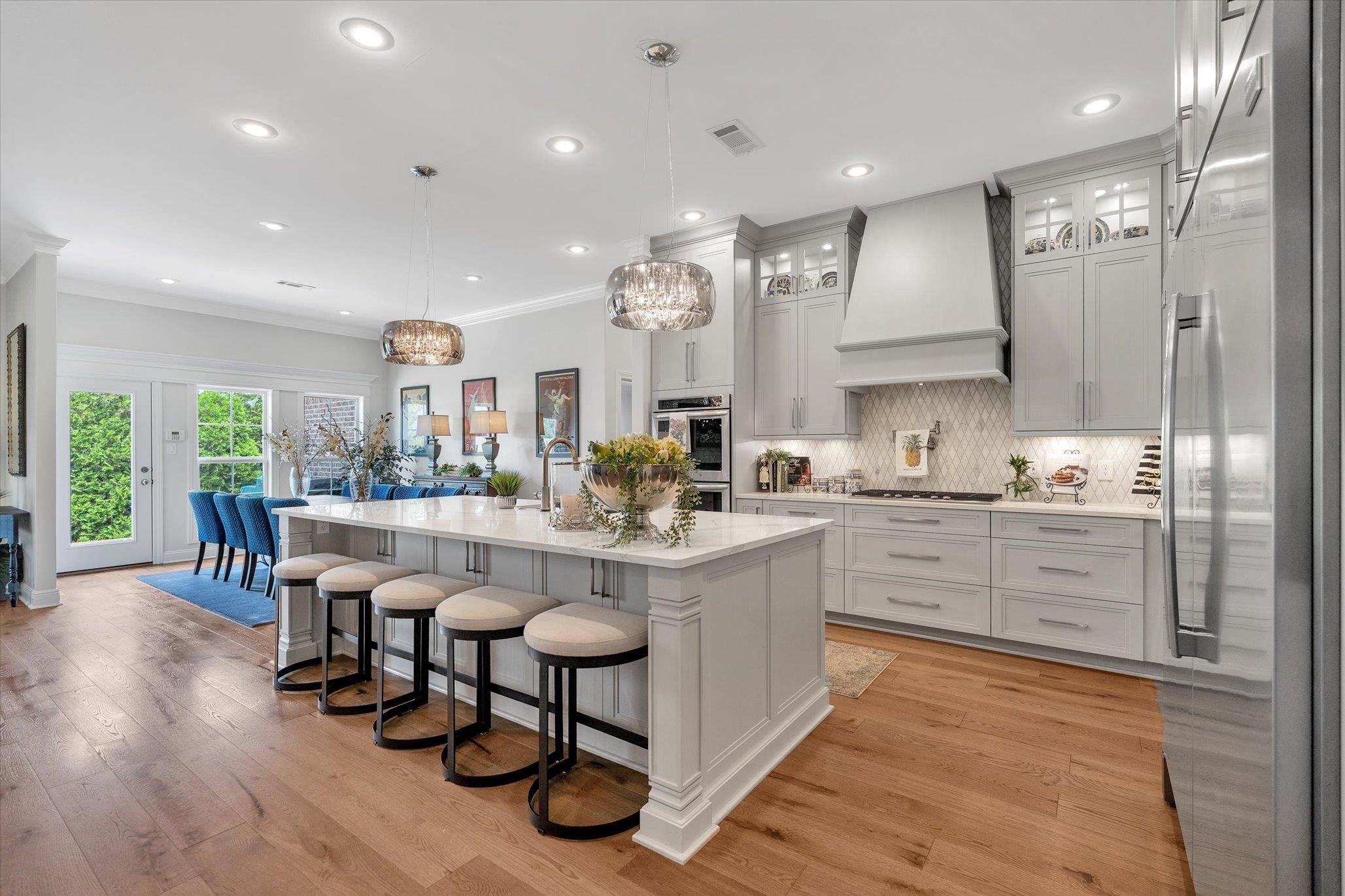 BARRINGTON PARK - Residential