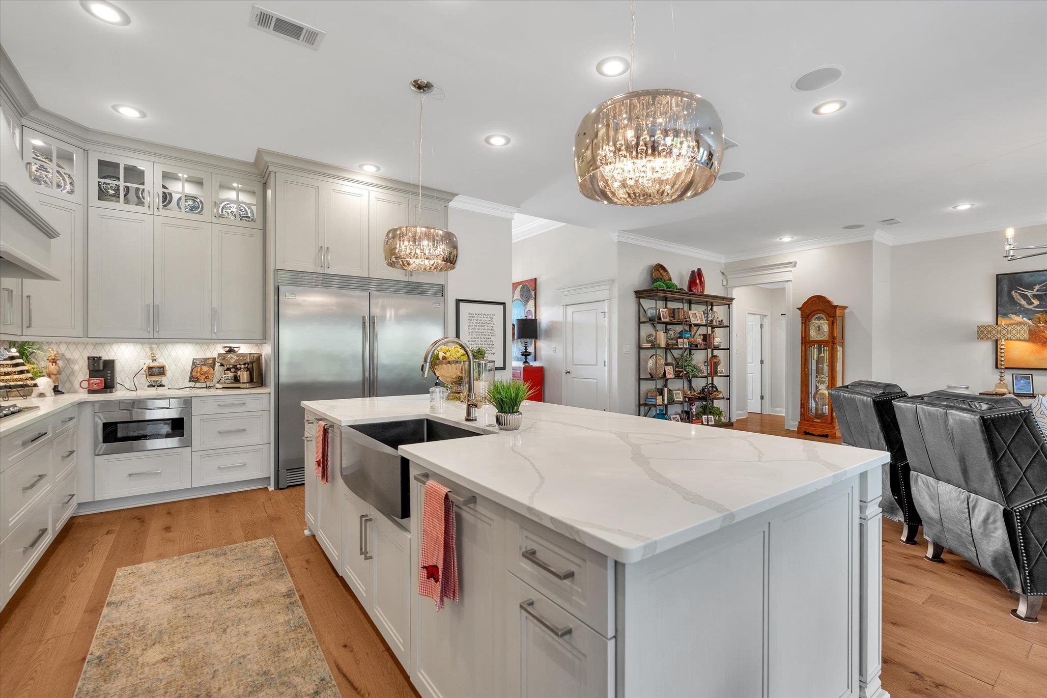 BARRINGTON PARK - Residential