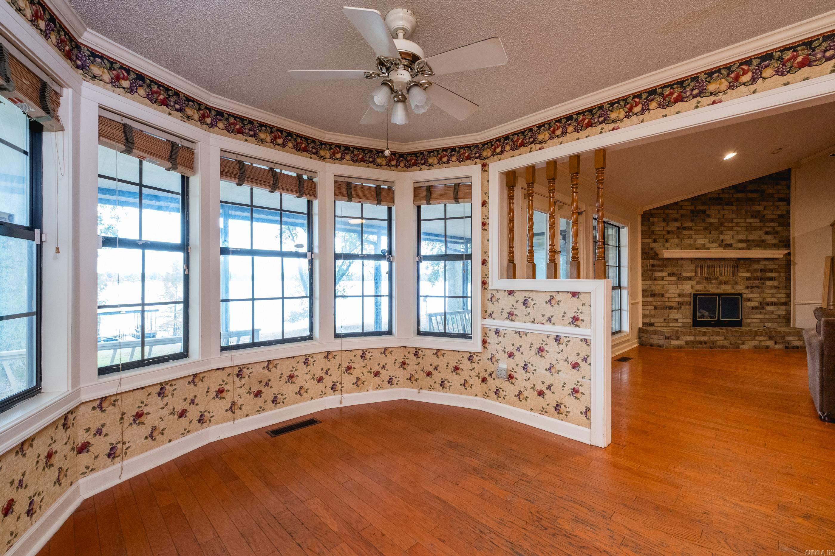 WILLOW BEACH ESTATES - Residential