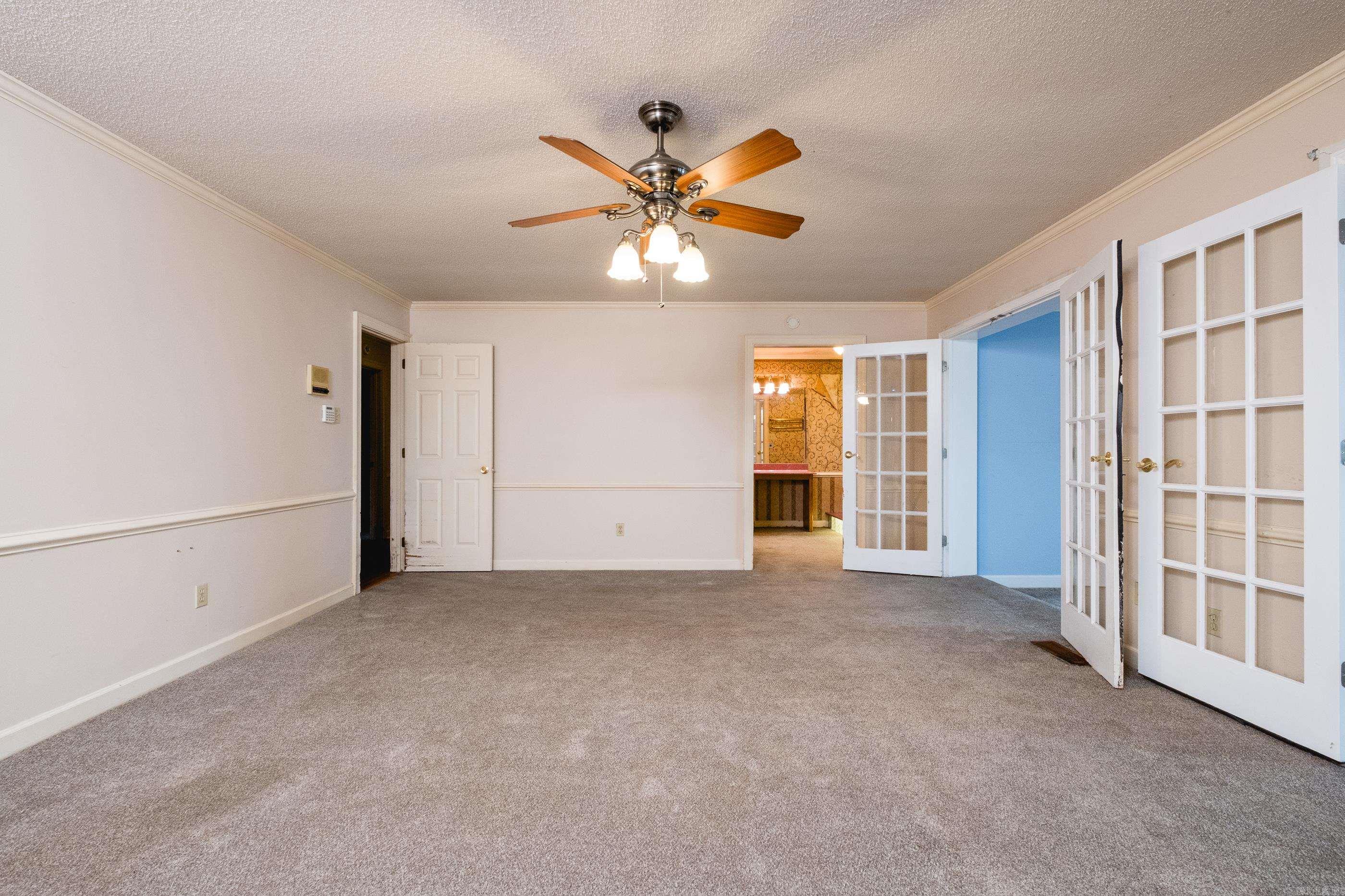 WILLOW BEACH ESTATES - Residential