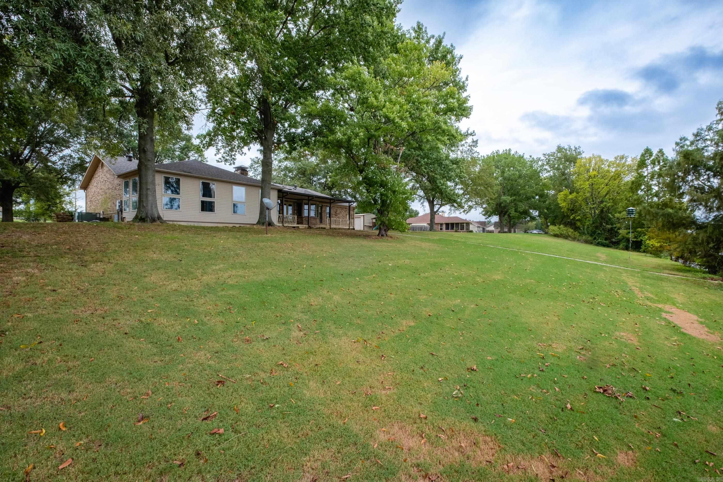 WILLOW BEACH ESTATES - Residential