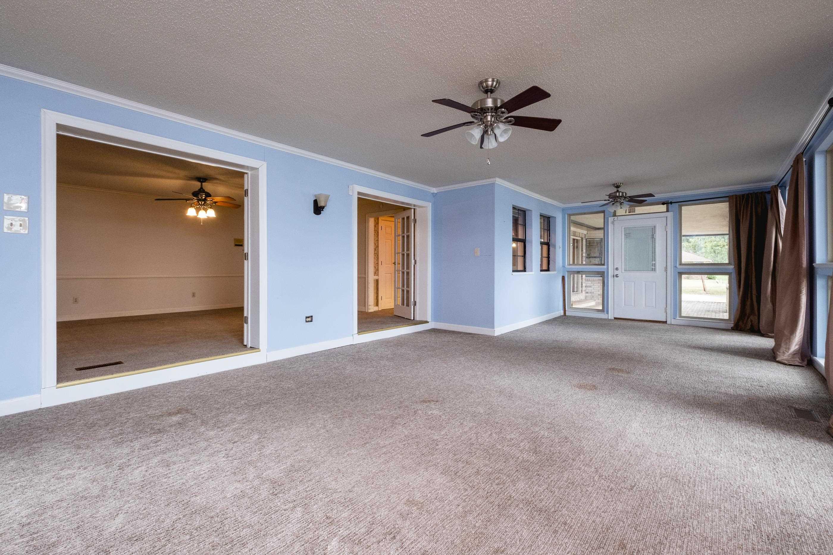 WILLOW BEACH ESTATES - Residential