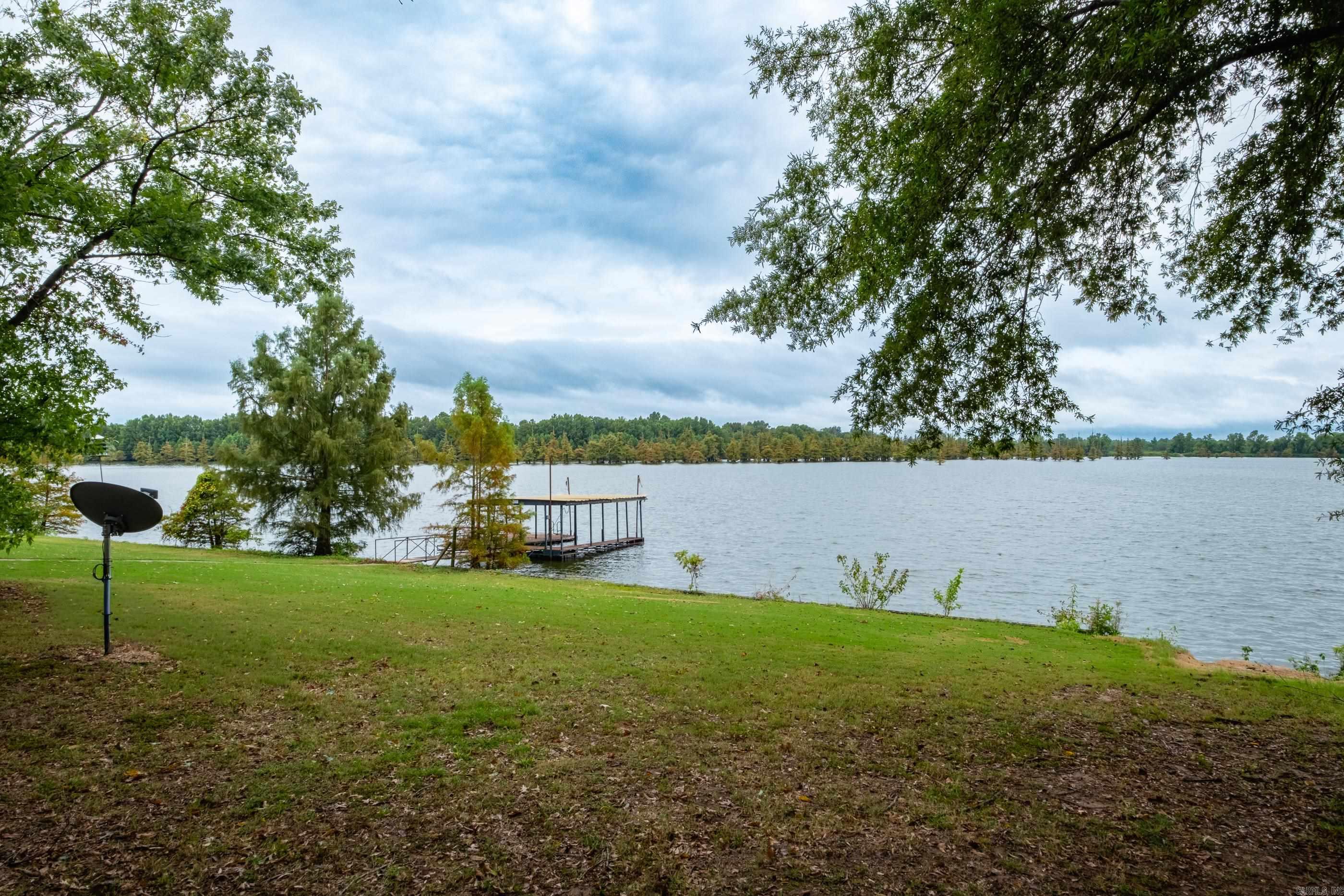 WILLOW BEACH ESTATES - Residential