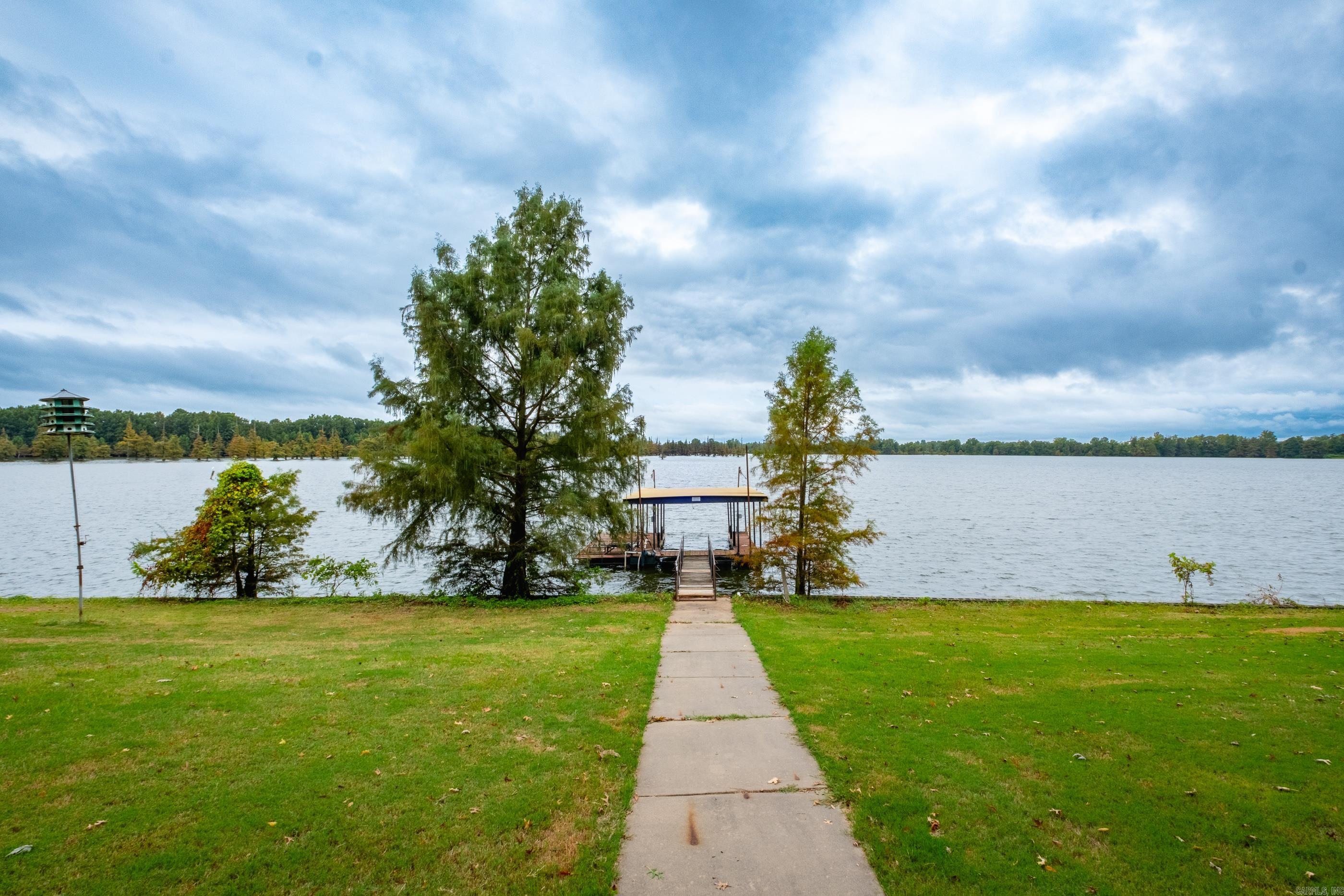 WILLOW BEACH ESTATES - Residential