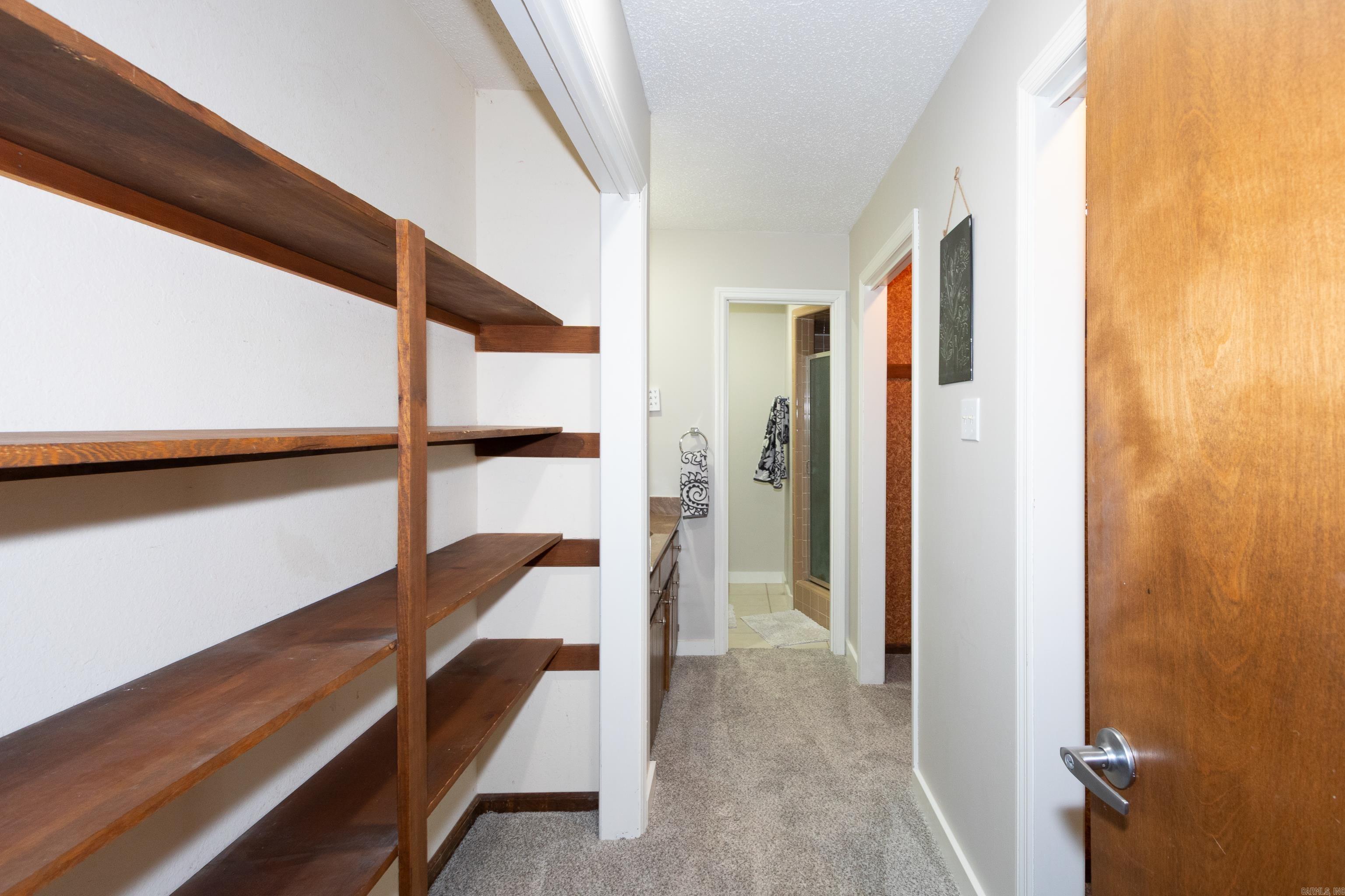 BLOOMFIELD HILLS - Residential