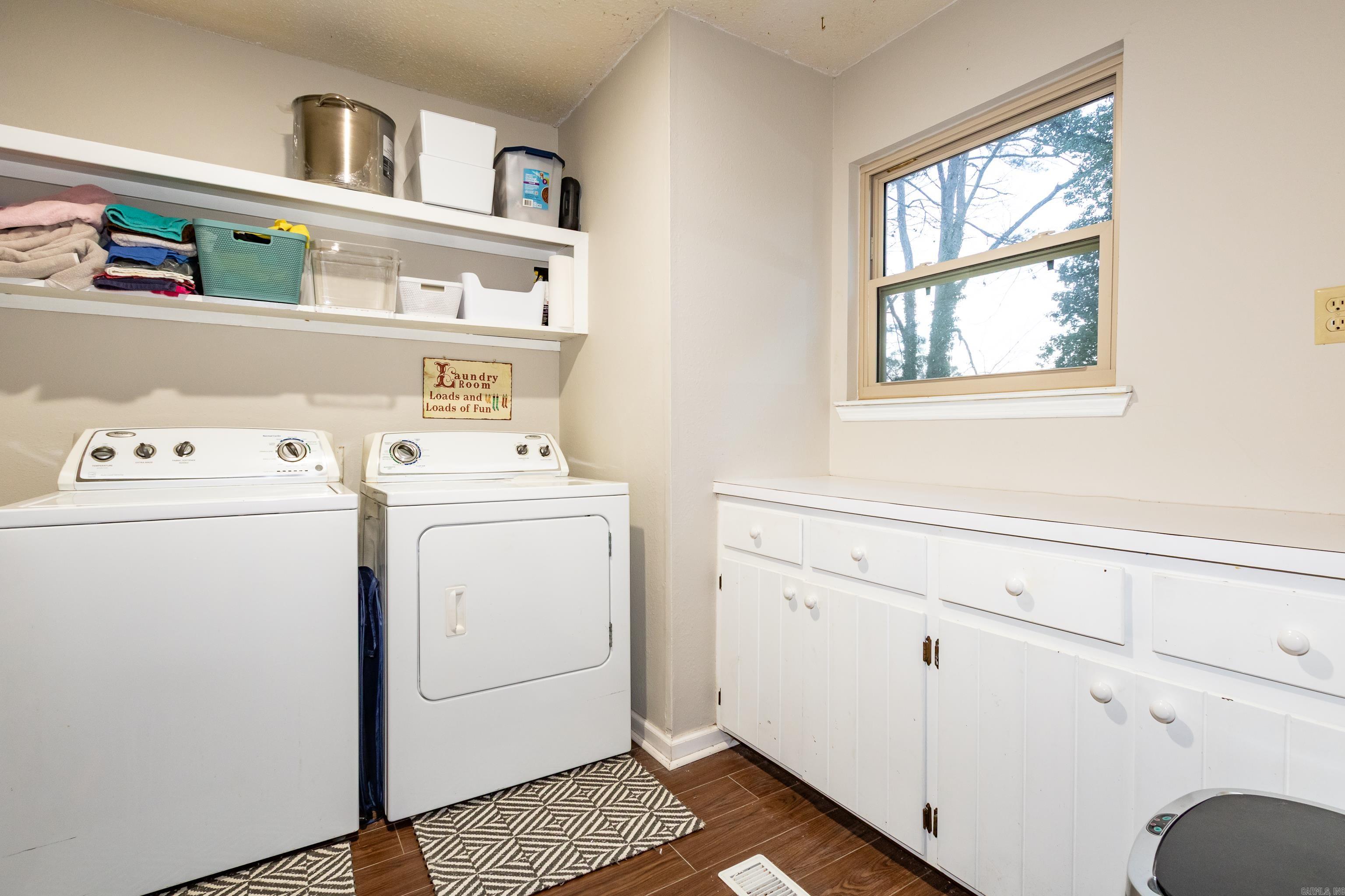 BLOOMFIELD HILLS - Residential