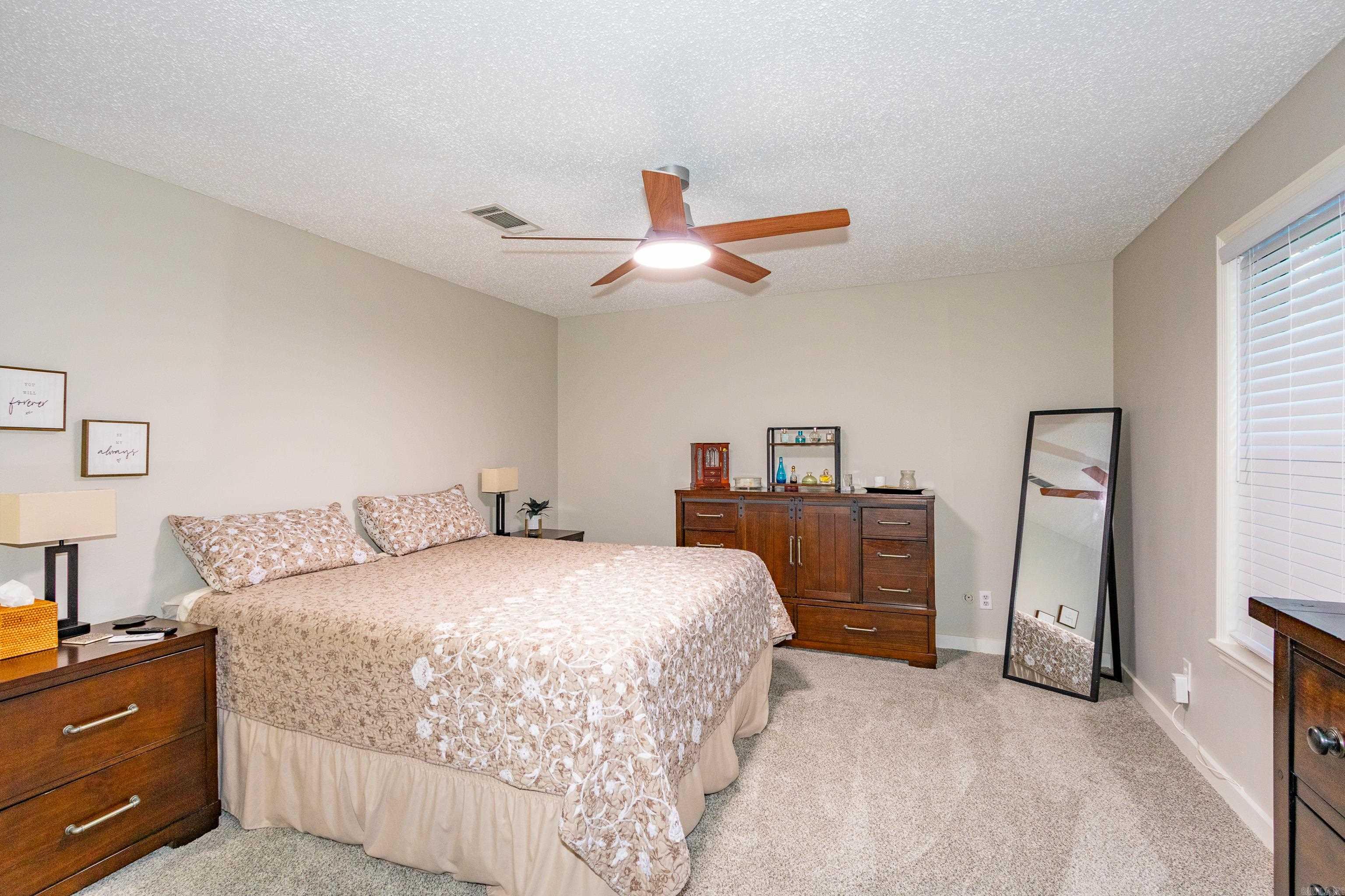 BLOOMFIELD HILLS - Residential