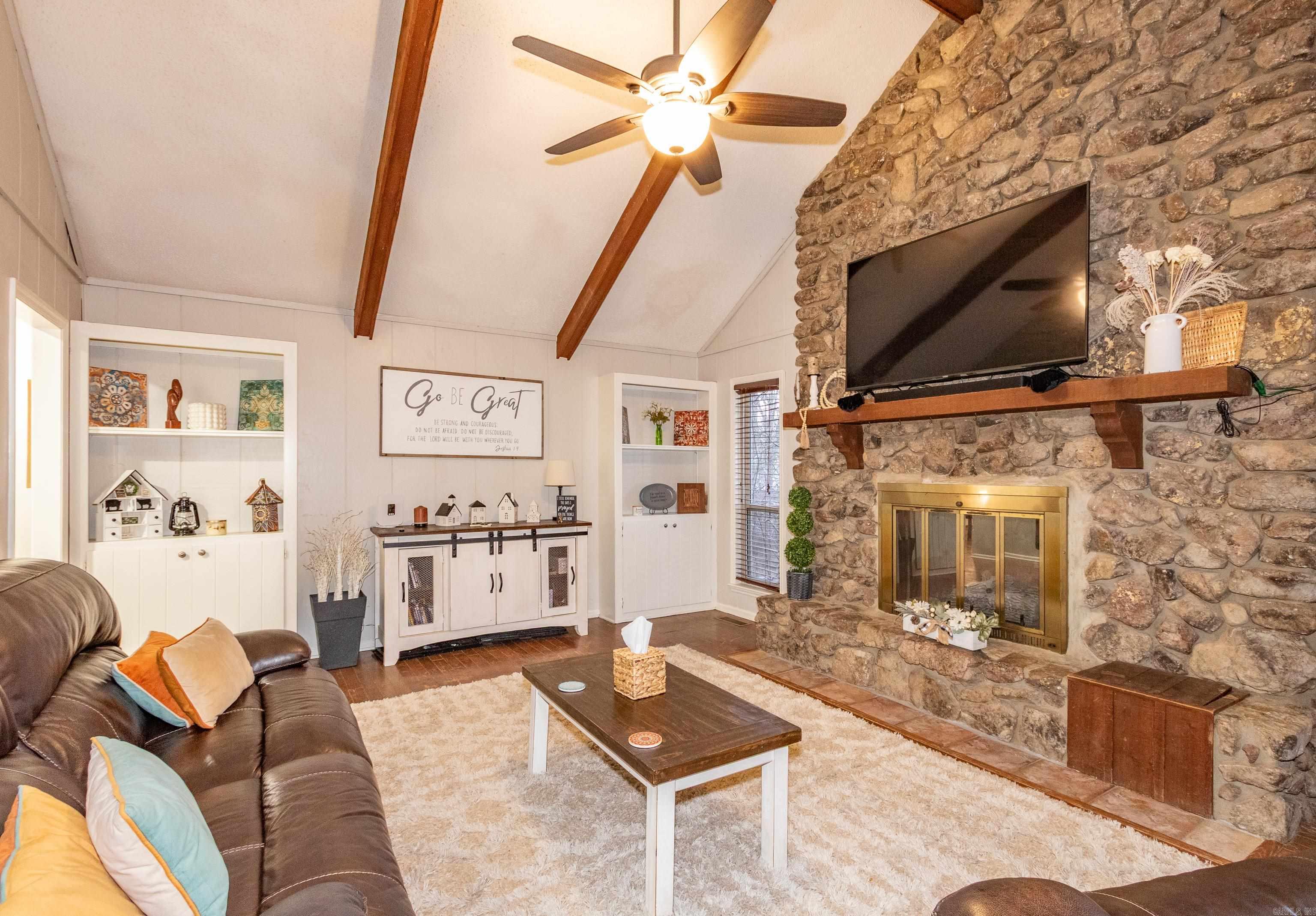 BLOOMFIELD HILLS - Residential