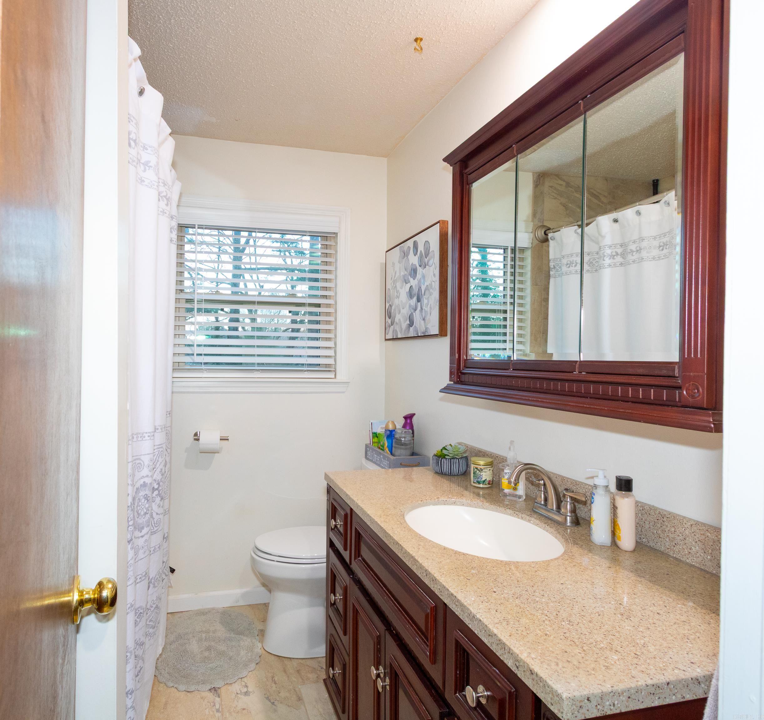 BLOOMFIELD HILLS - Residential