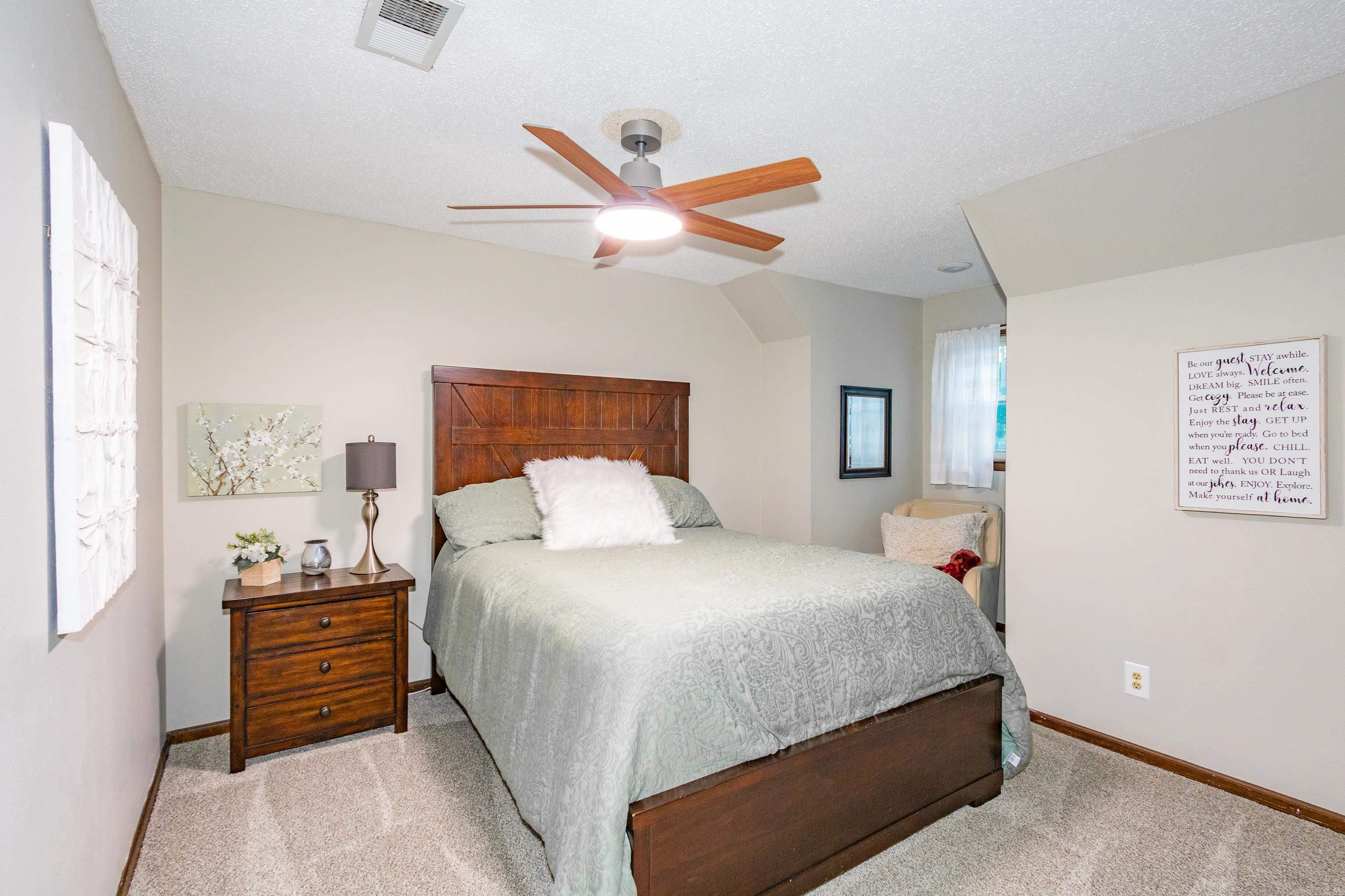 BLOOMFIELD HILLS - Residential