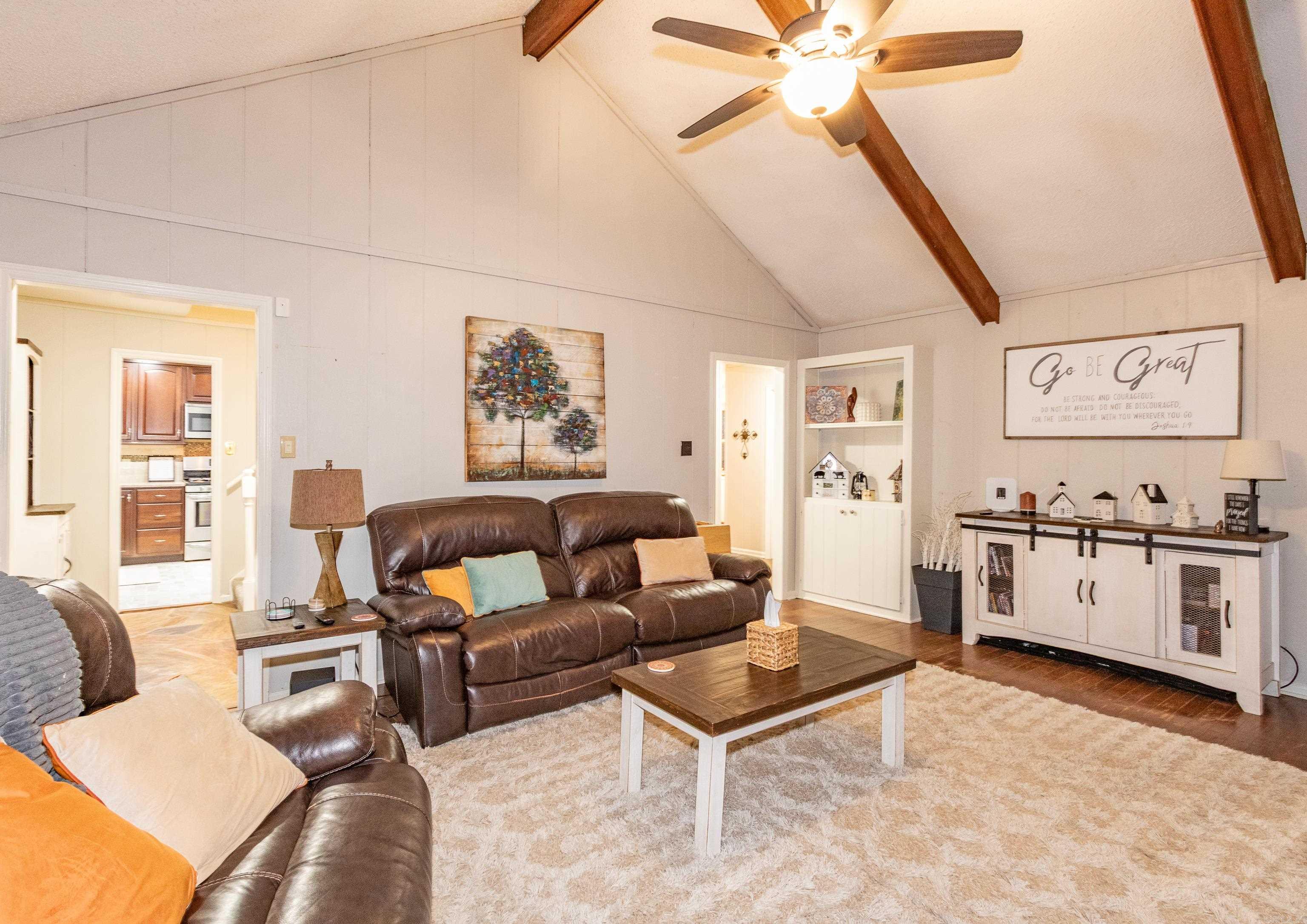 BLOOMFIELD HILLS - Residential