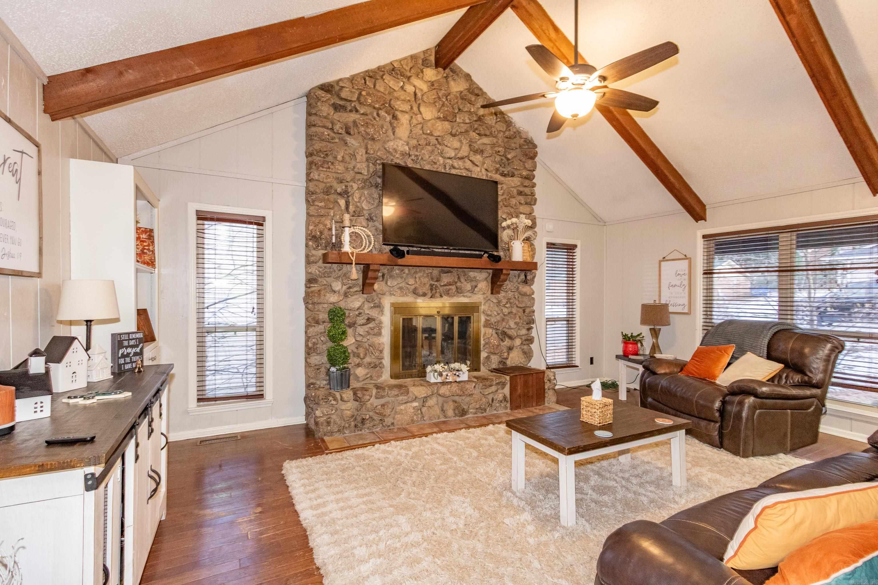 BLOOMFIELD HILLS - Residential