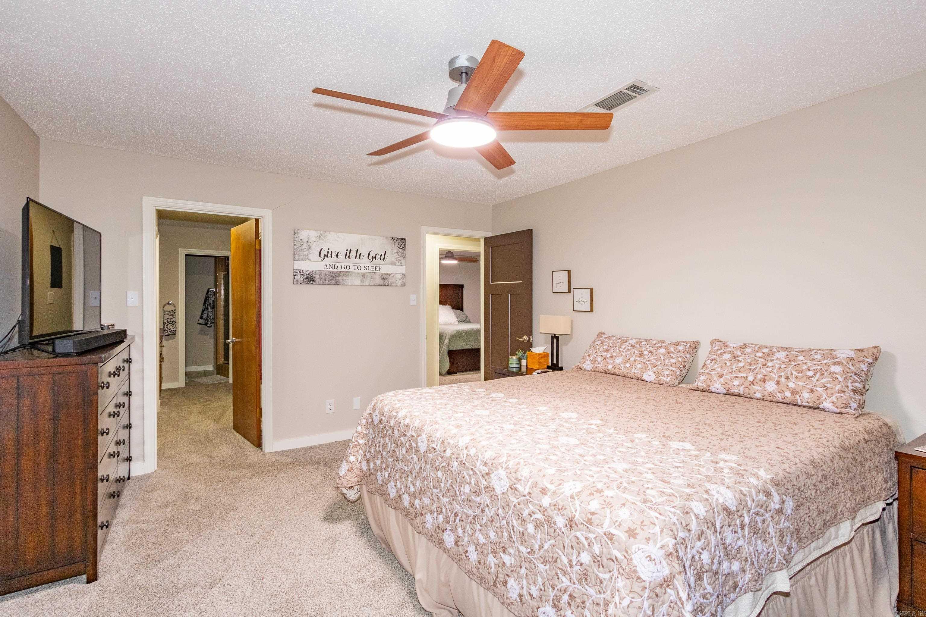 BLOOMFIELD HILLS - Residential