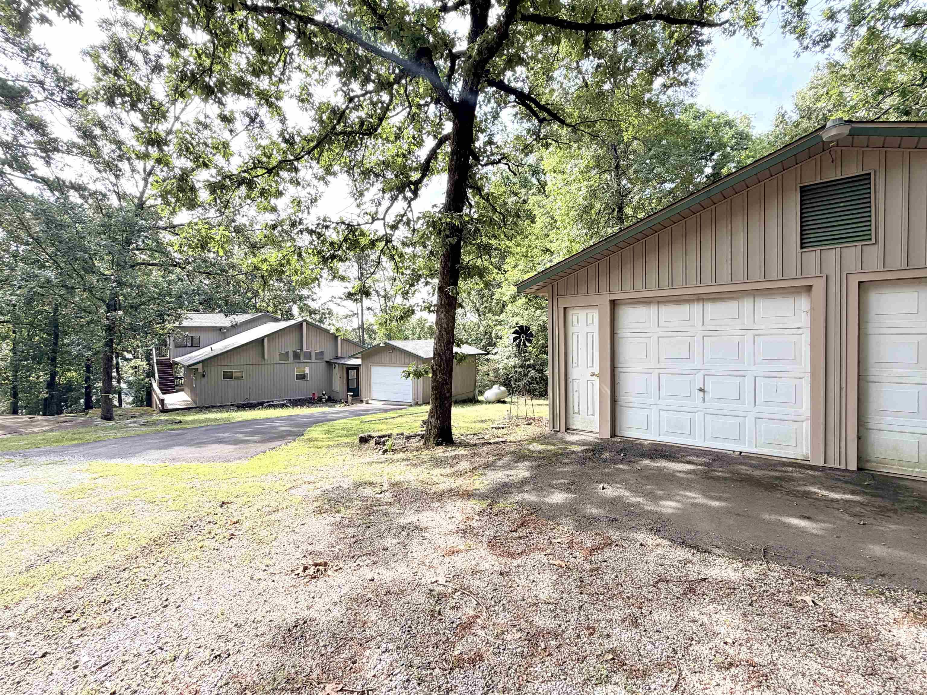 BELMONT ACRES - Residential