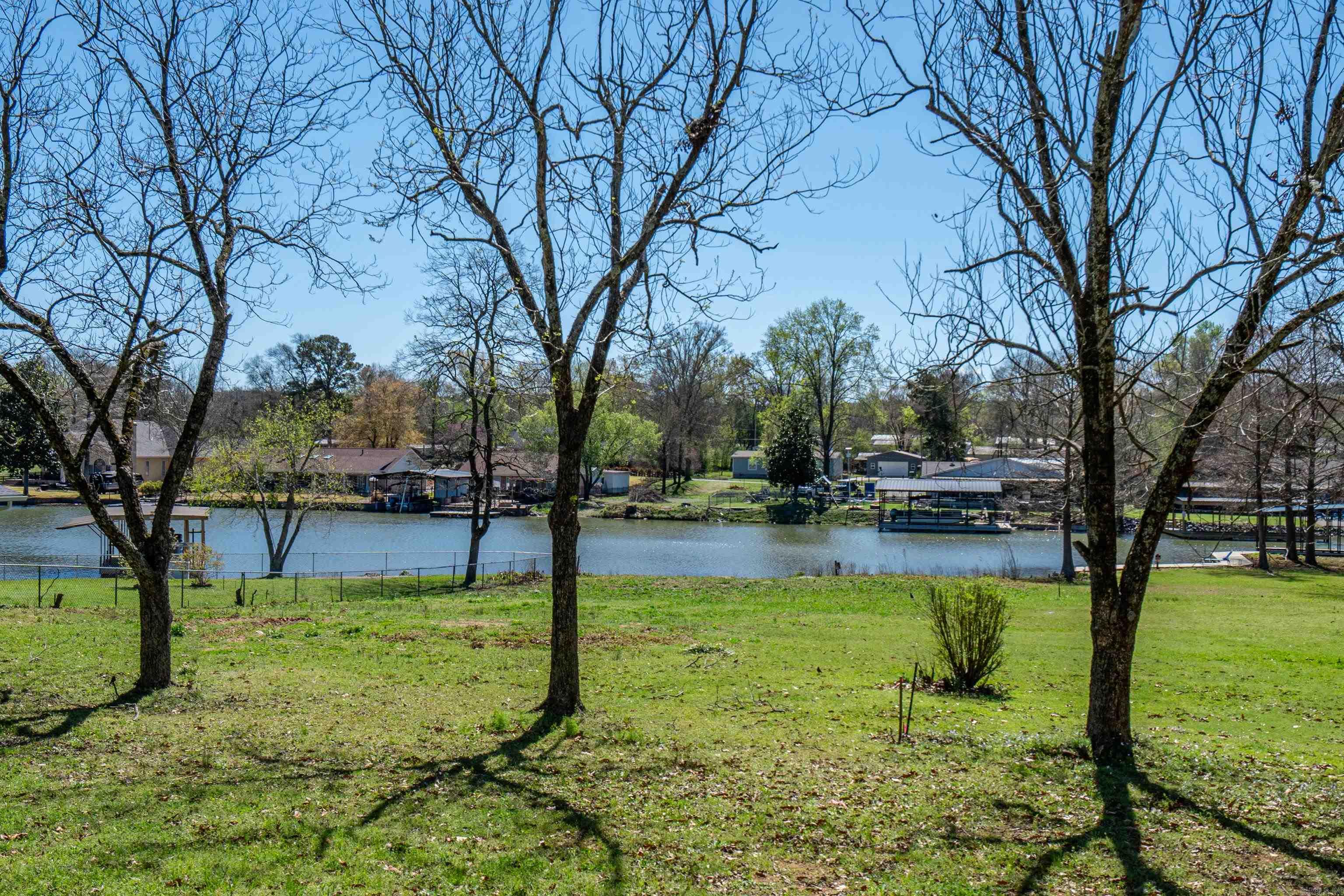 ROBERTS, R.R. - Residential