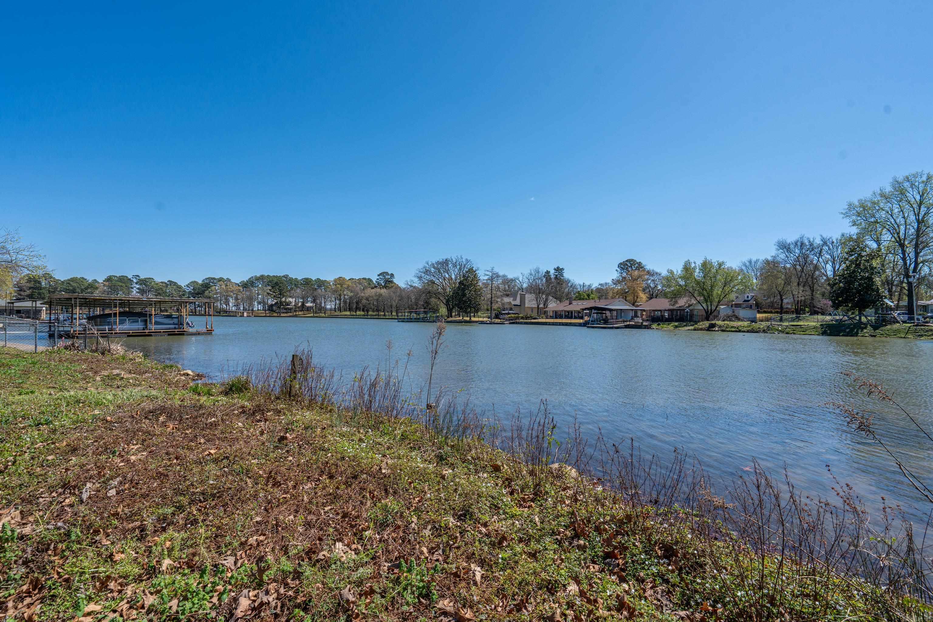 ROBERTS, R.R. - Residential