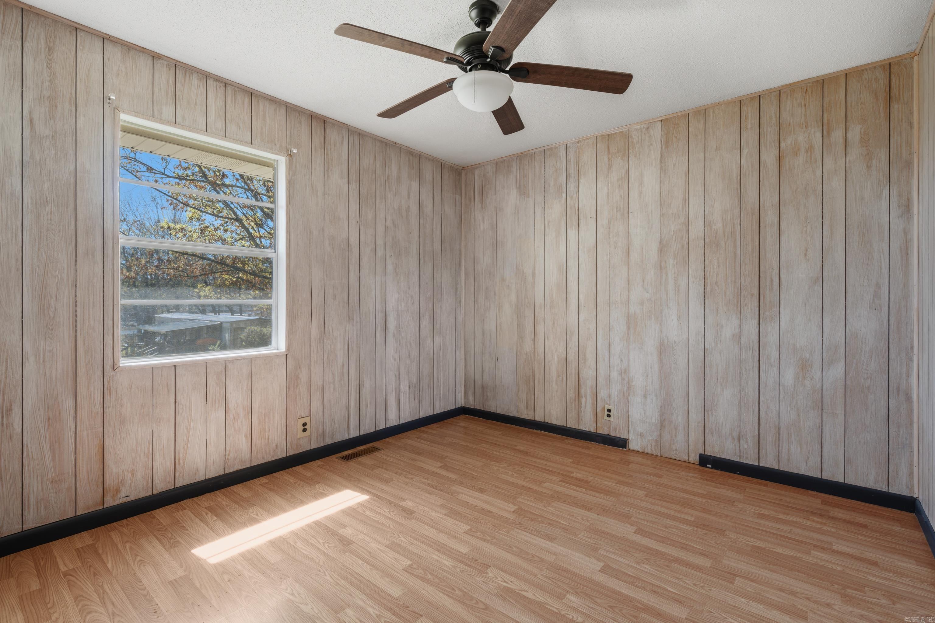 ROBERTS, R.R. - Residential