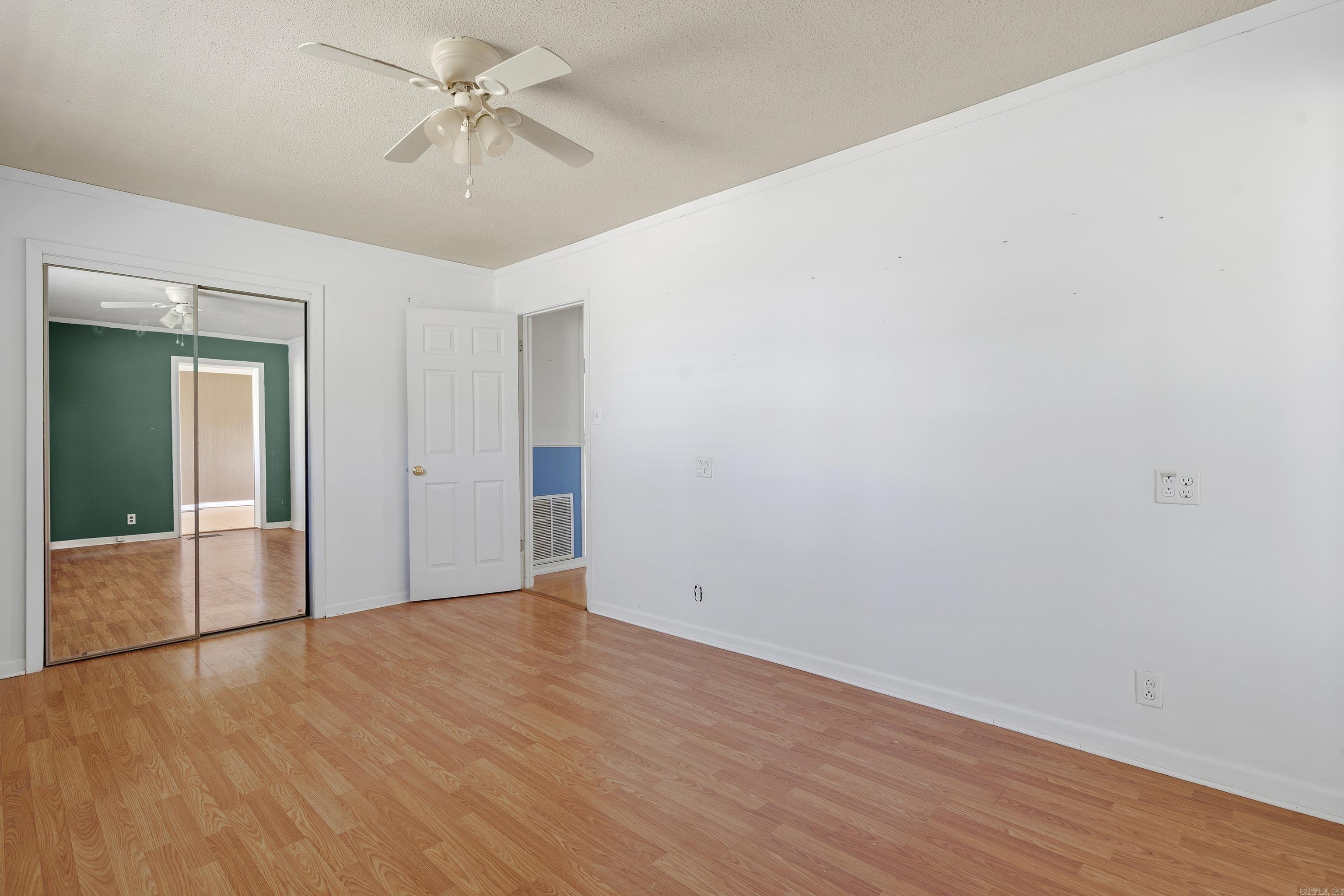 ROBERTS, R.R. - Residential