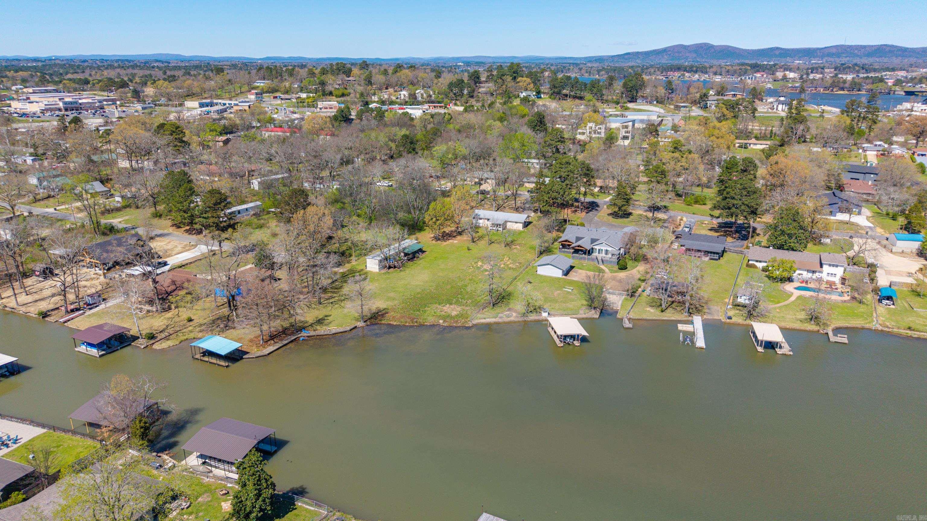 ROBERTS, R.R. - Residential