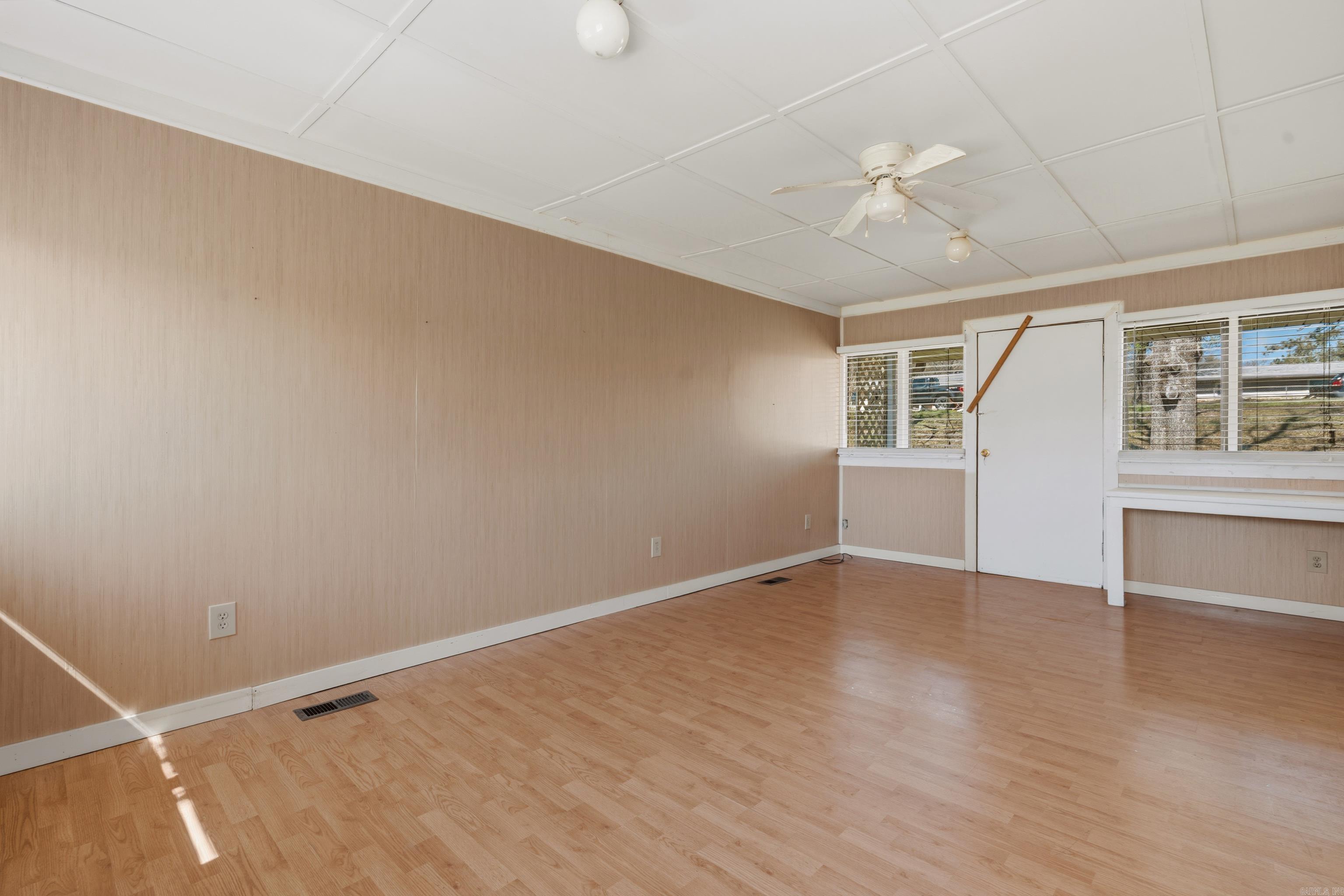 ROBERTS, R.R. - Residential