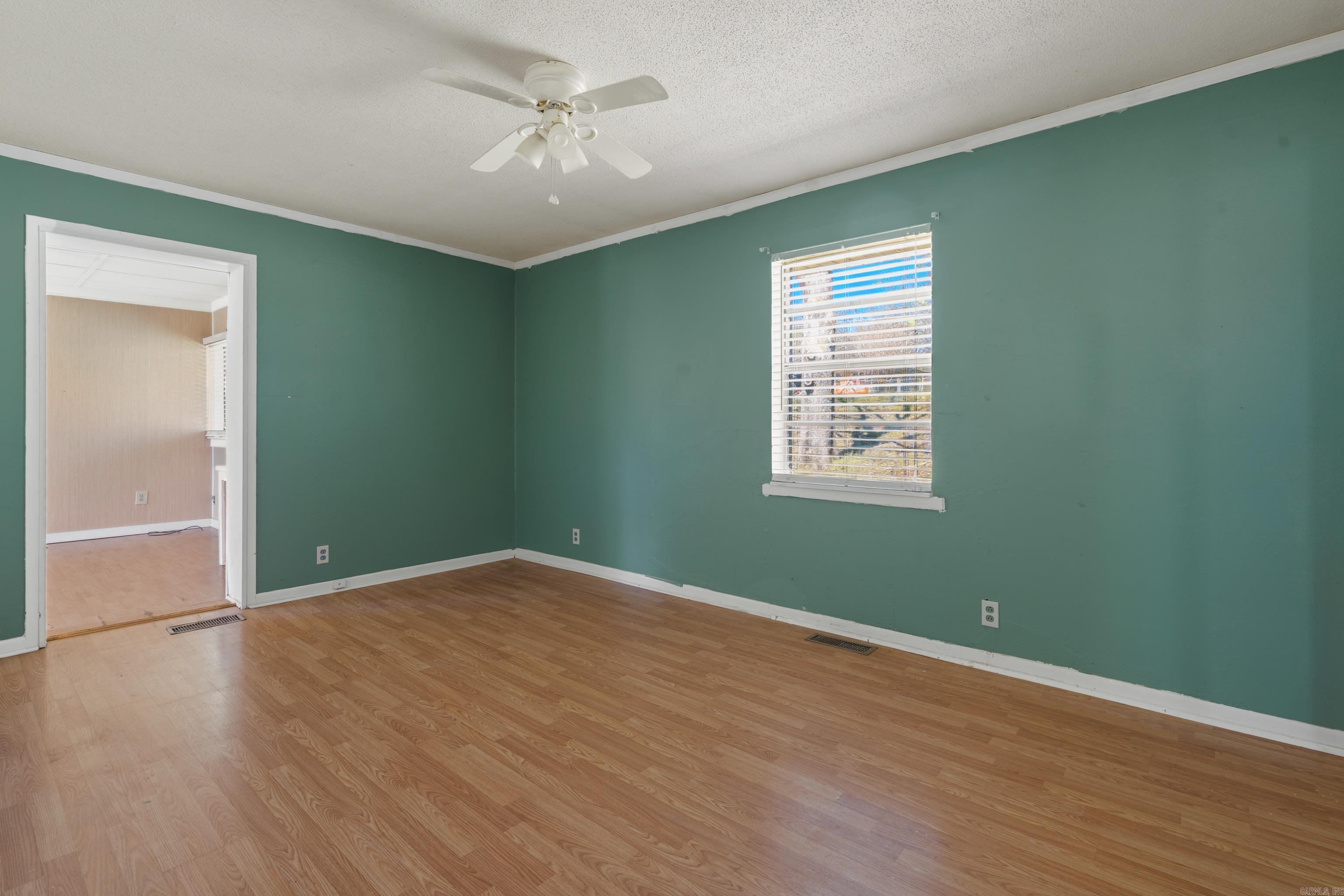 ROBERTS, R.R. - Residential