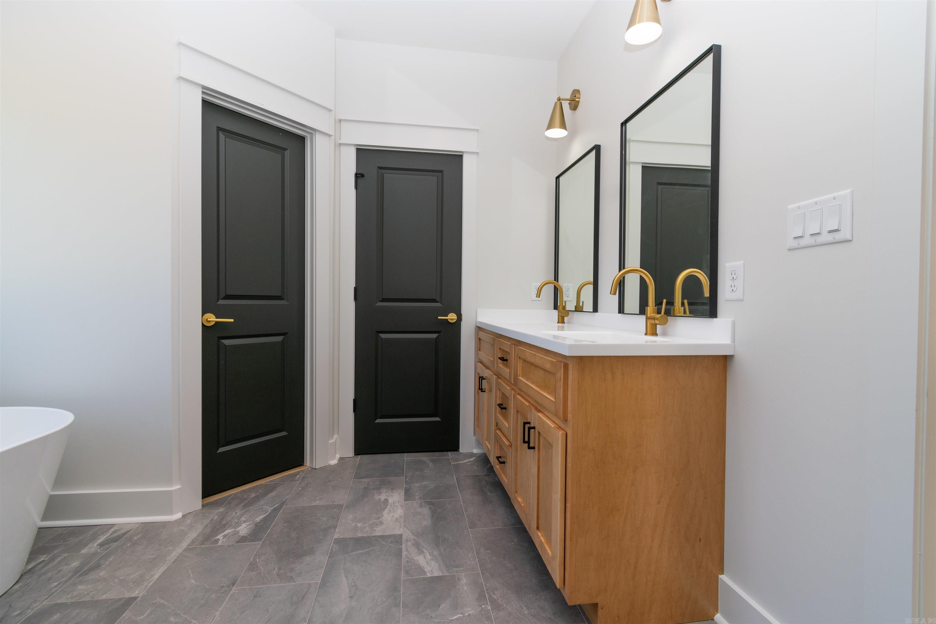 MEADOWWOOD - Residential