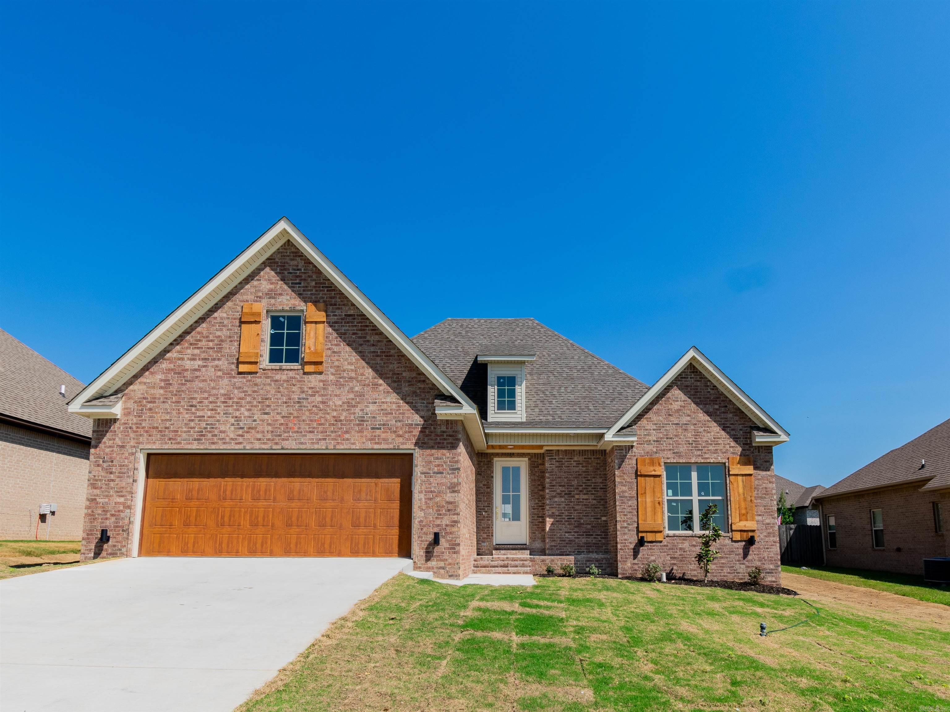 MEADOWWOOD - Residential